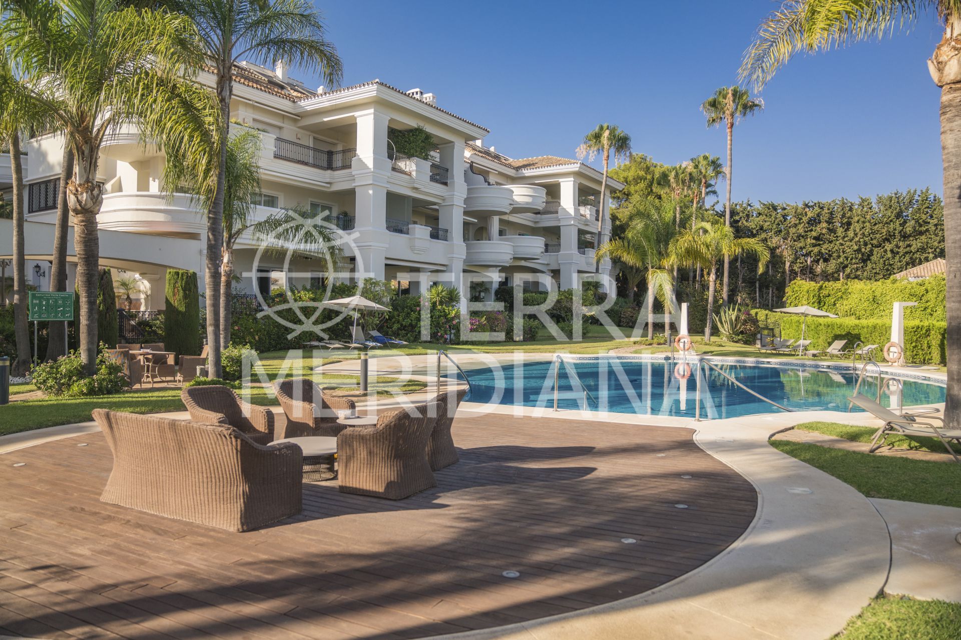 Ground Floor Apartment in Altos Reales, Marbella