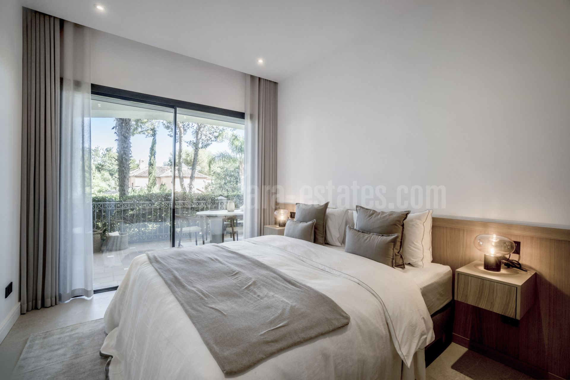 Apartamento Planta Baja en Altos Reales, Marbella