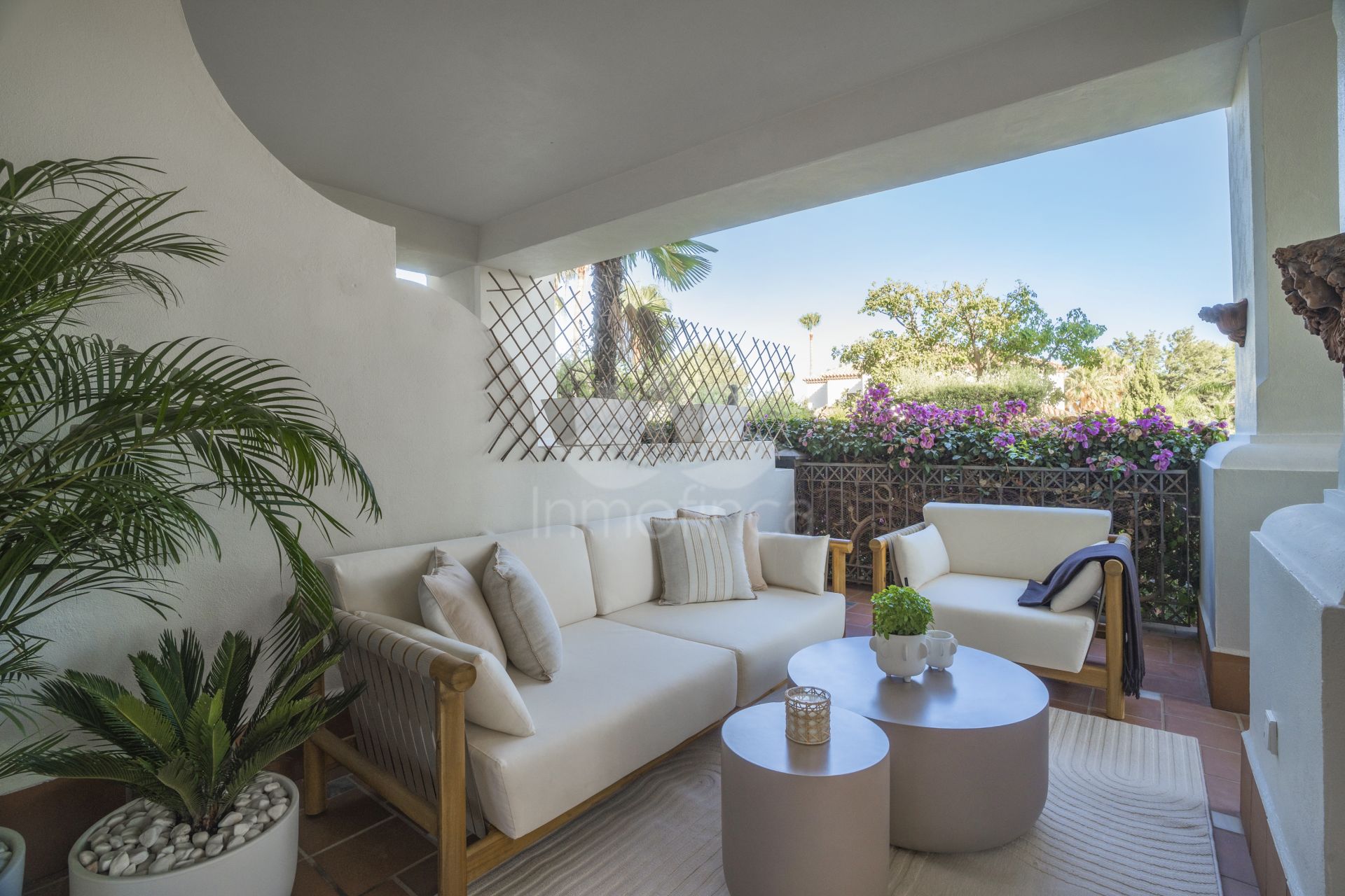 Apartamento Planta Baja en Altos Reales, Marbella