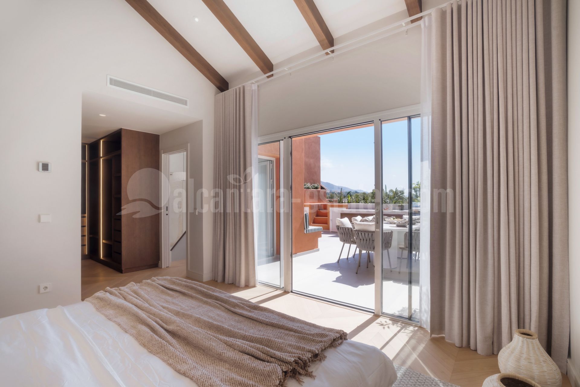Atico Duplex en Alminar de Marbella, Marbella