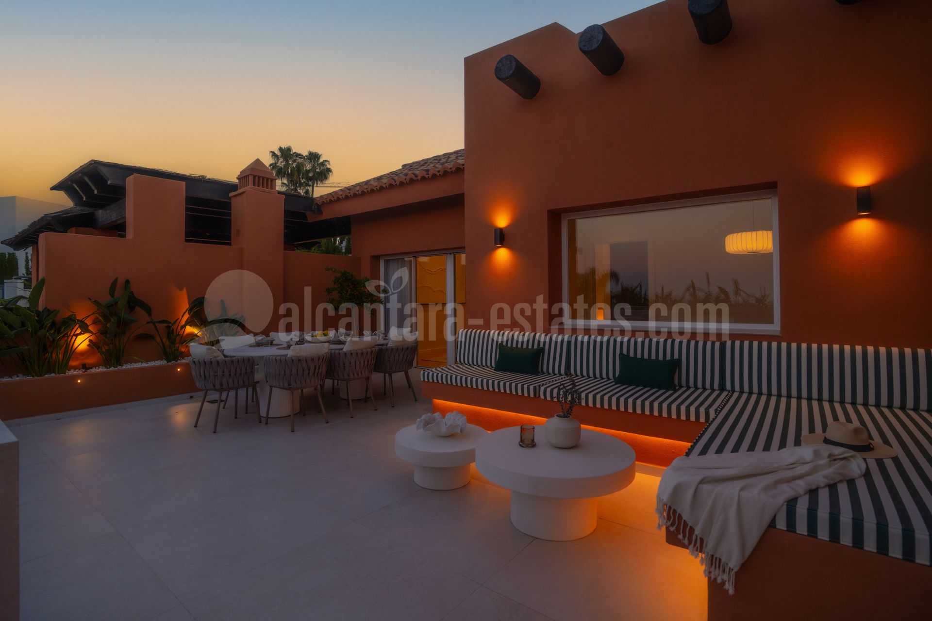 Atico Duplex en Alminar de Marbella, Marbella