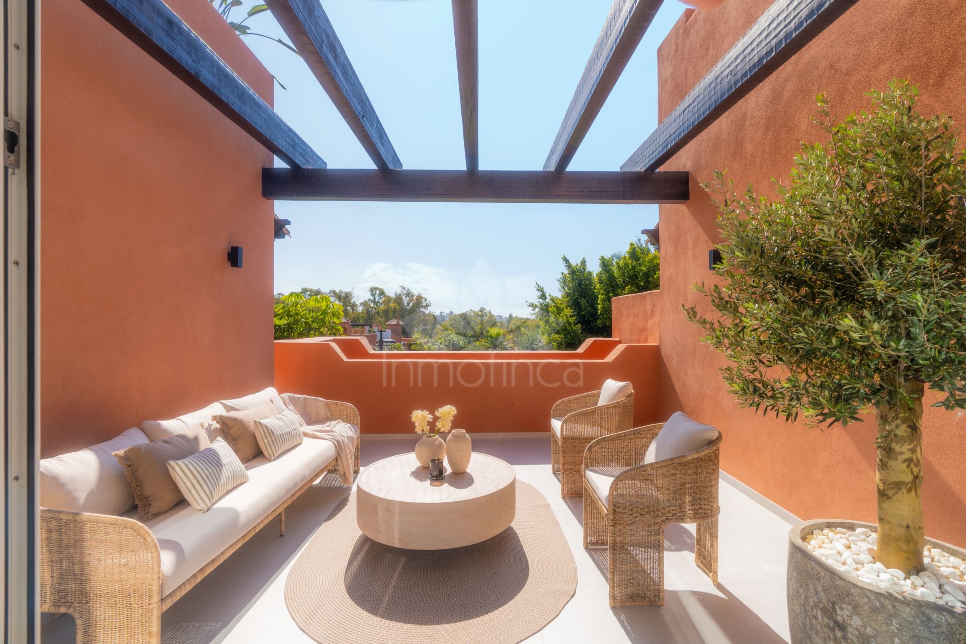 Duplex Penthouse in Alminar de Marbella, Marbella