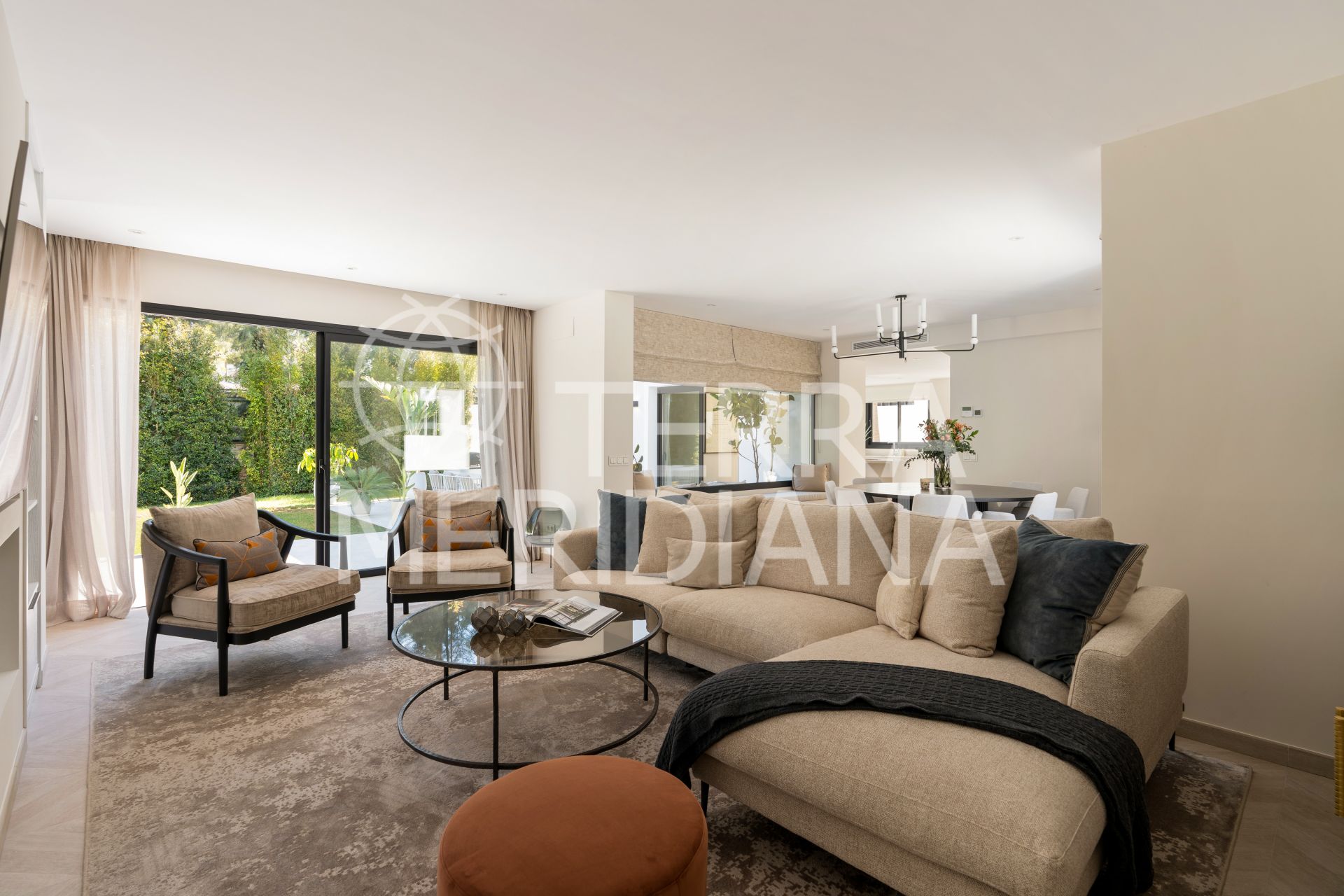 Villa in Las Brisas, Marbella