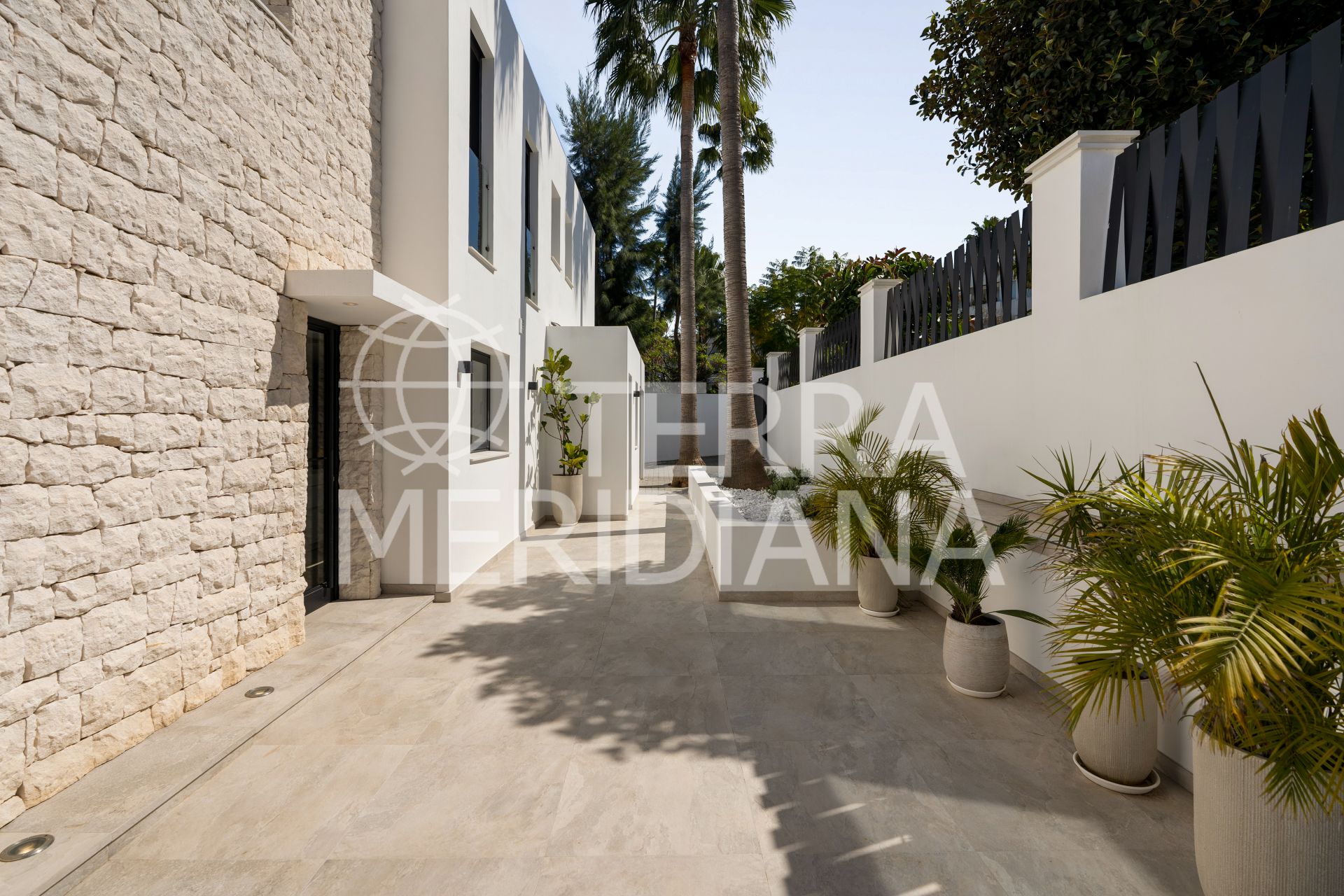 Villa in Las Brisas, Marbella