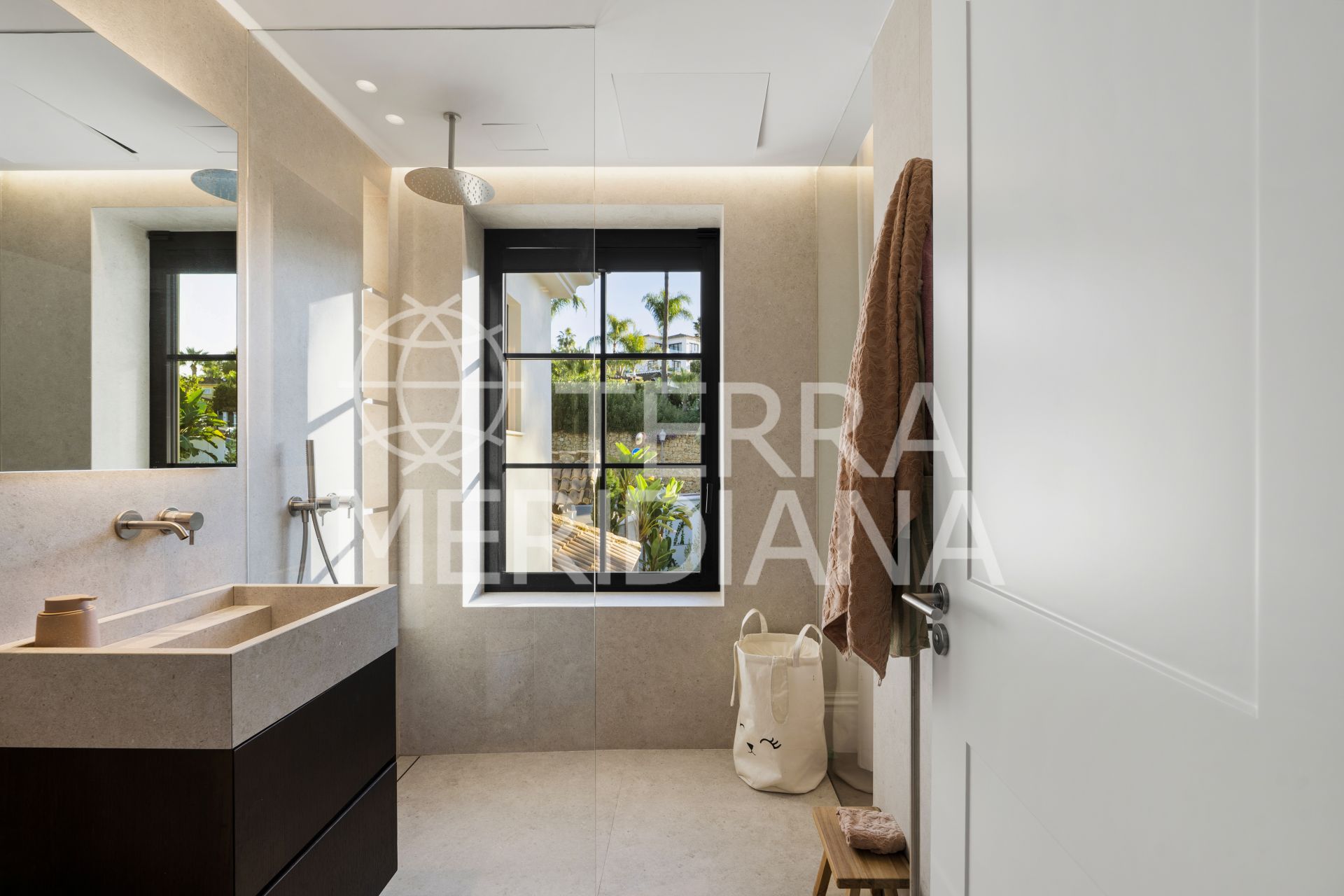 Villa in Los Naranjos, Marbella