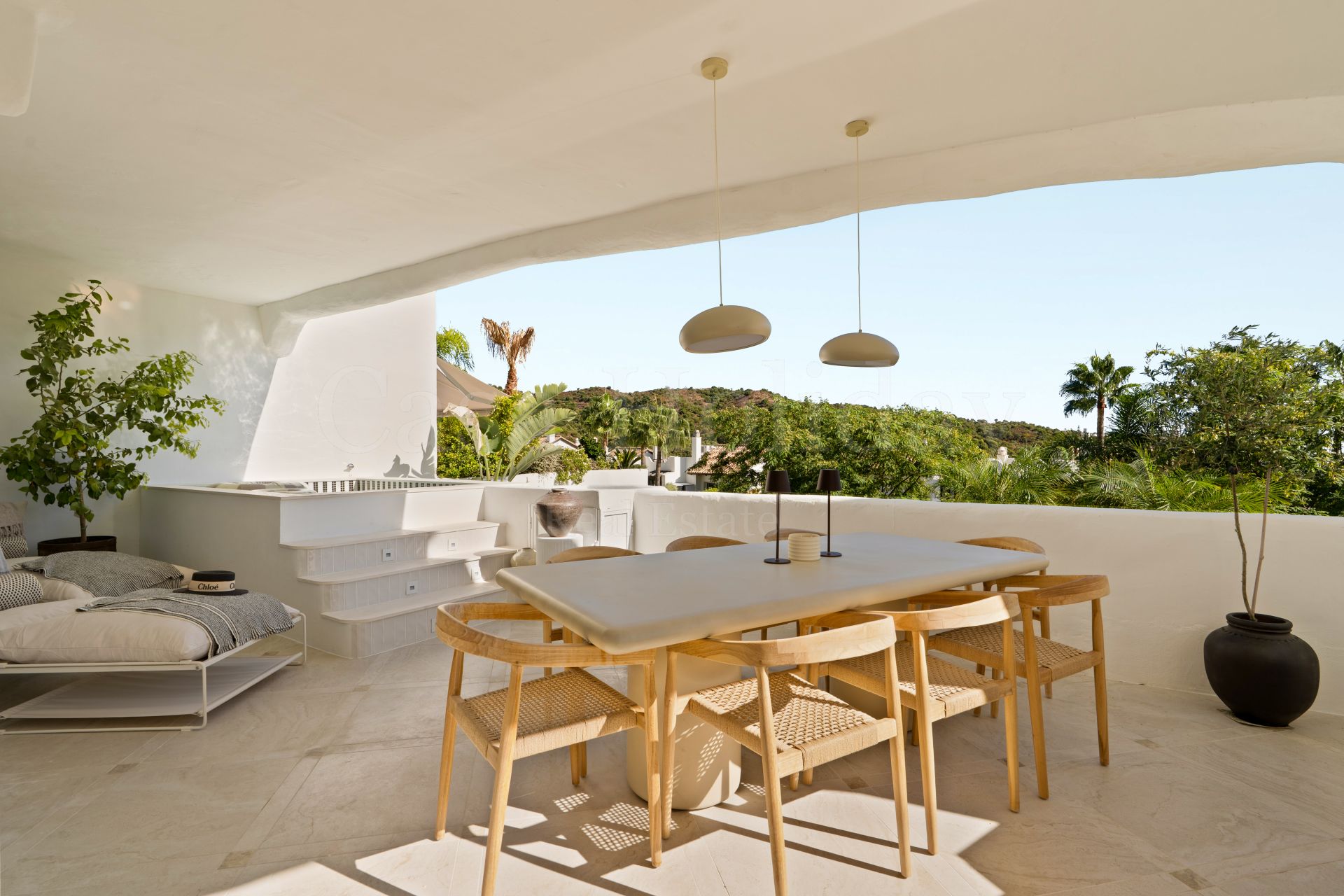 Apartment in Lomas de La Quinta, Benahavis