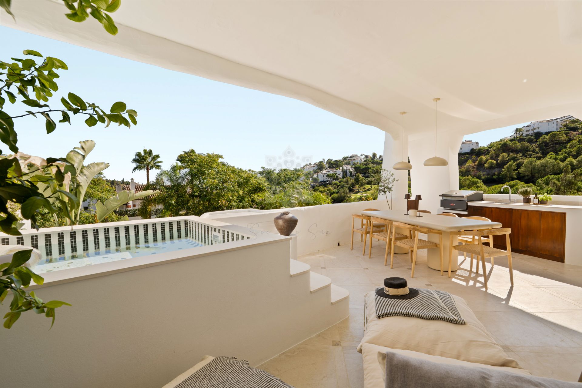 Apartment in Lomas de La Quinta, Benahavis