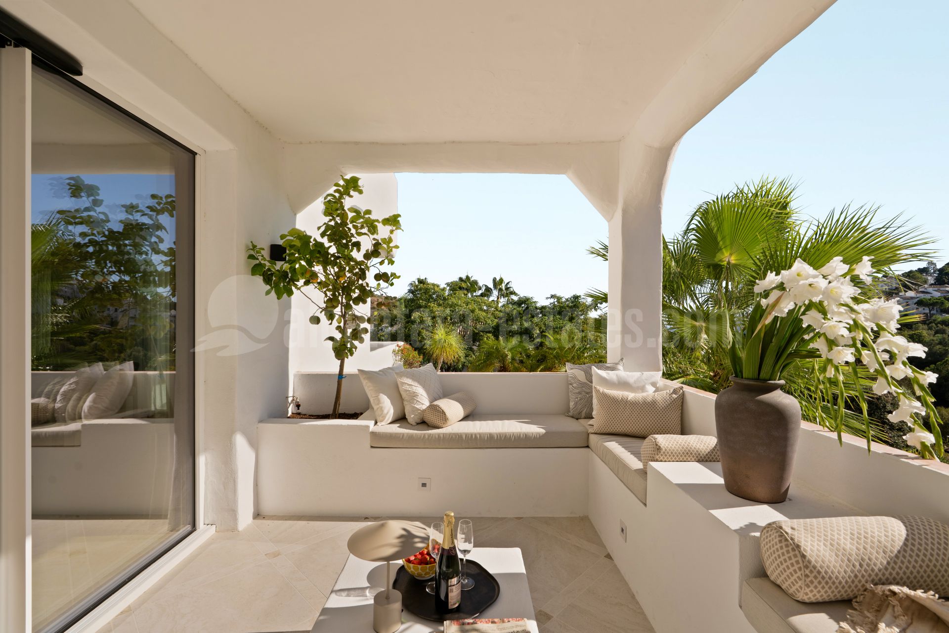 Apartamento en Lomas de La Quinta, Benahavis