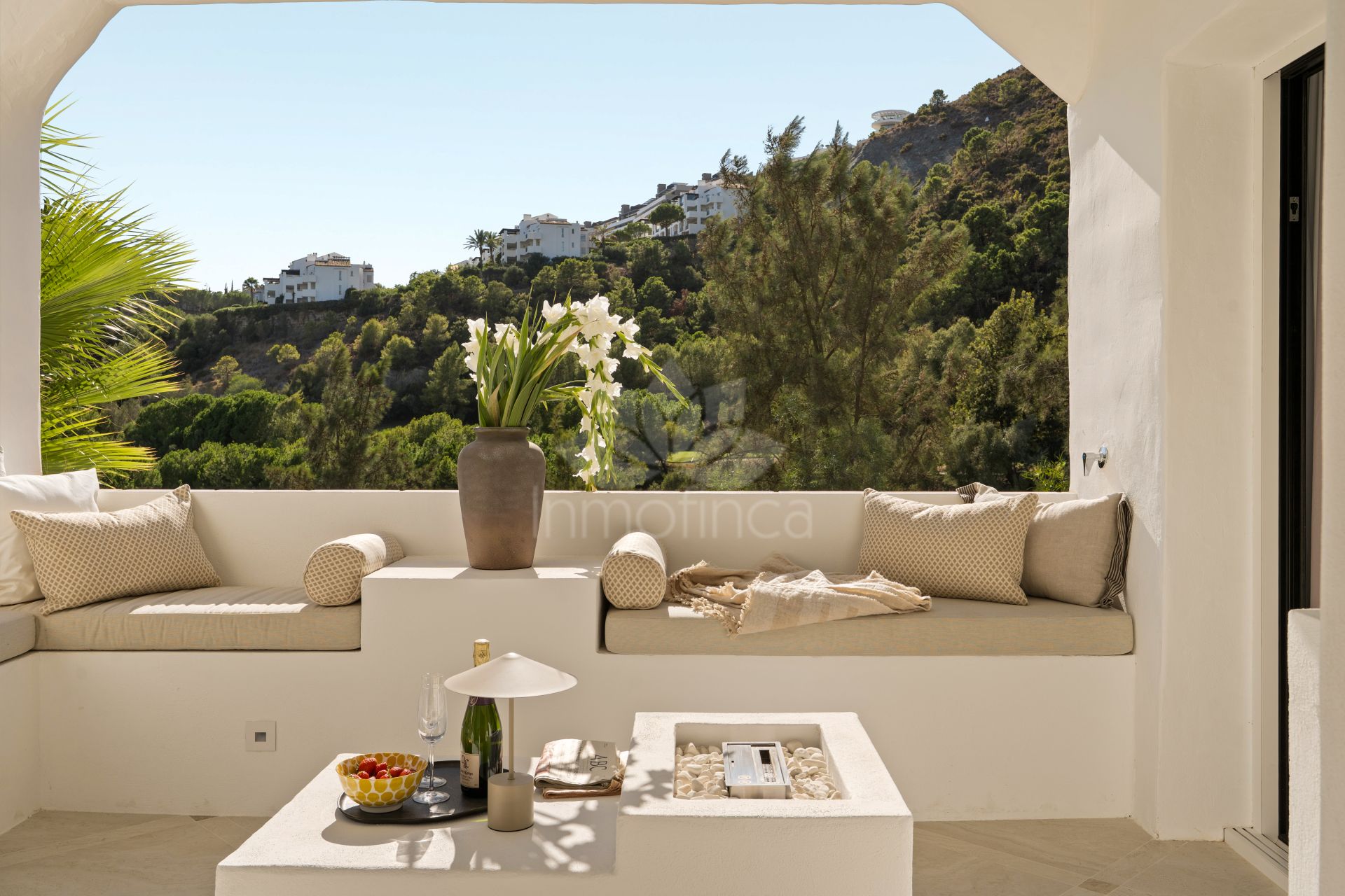 Apartamento en Lomas de La Quinta, Benahavis