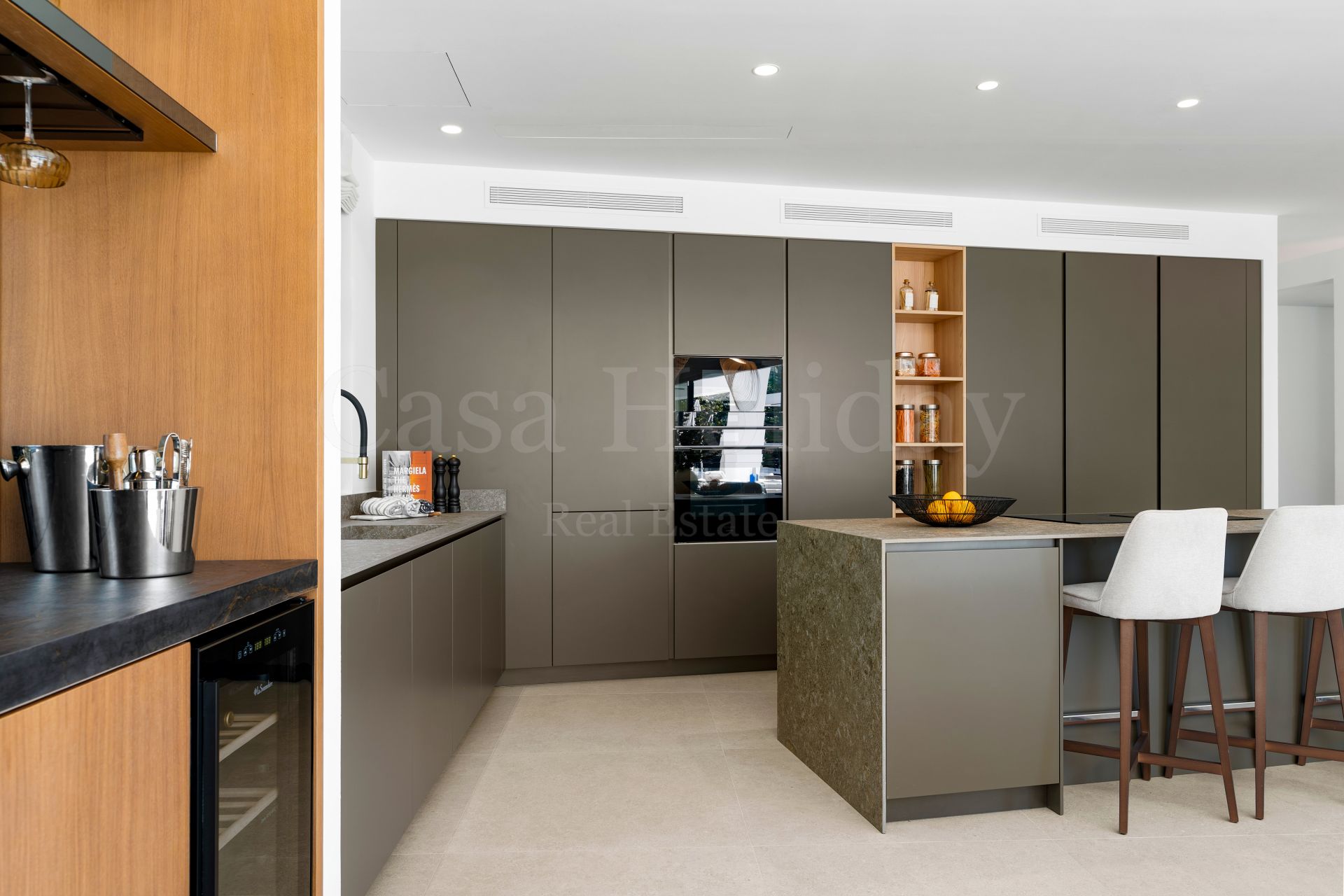 Villa in Los Naranjos, Marbella