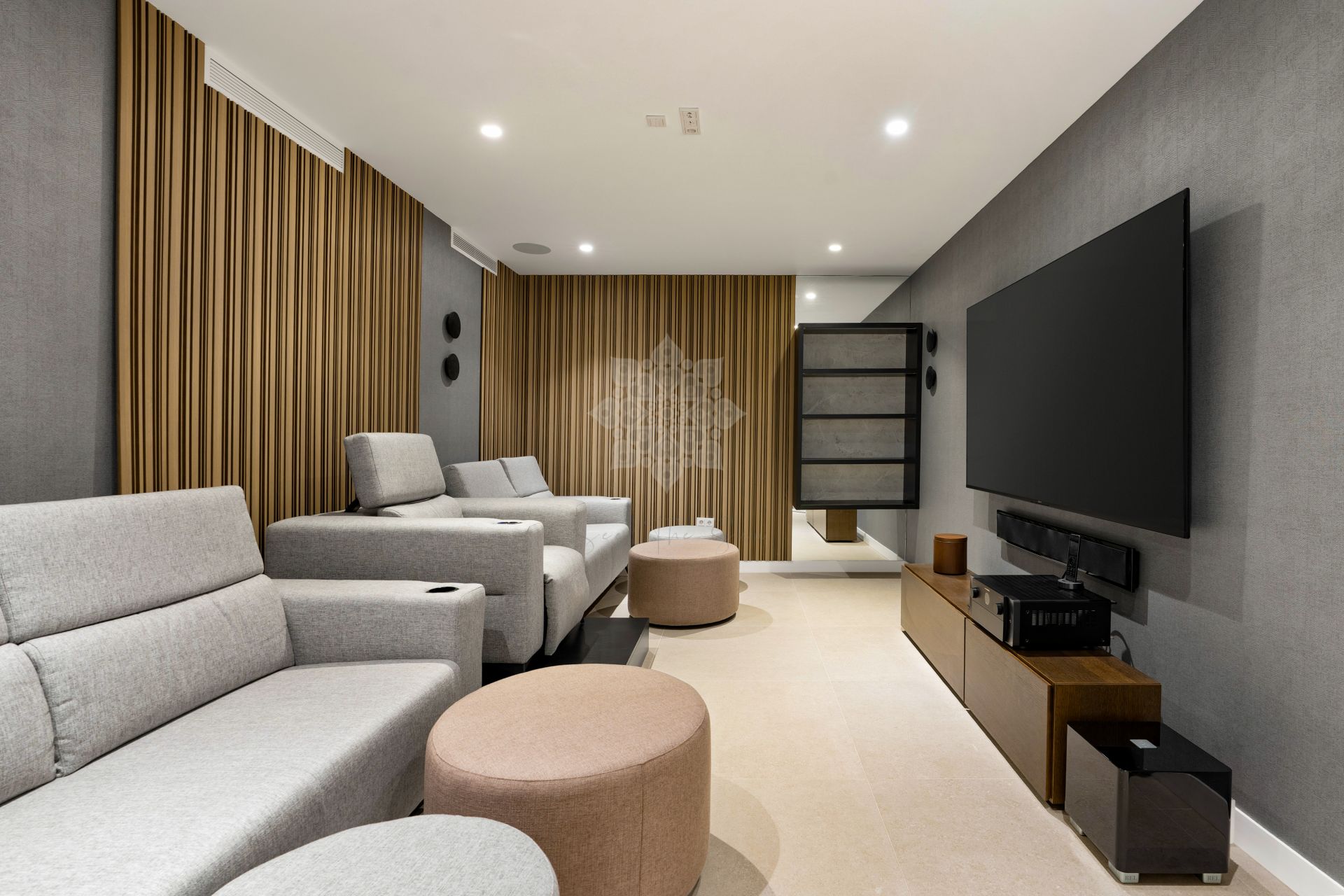 Villa in Los Naranjos, Marbella