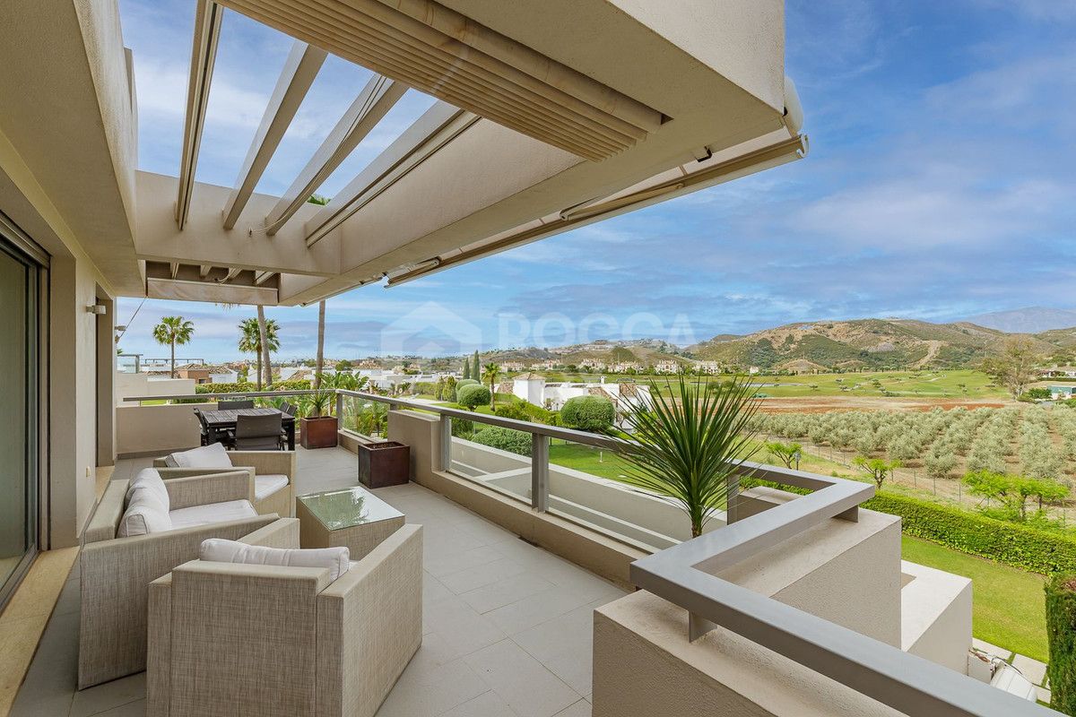 Apartment for sale in Los Arqueros, Benahavis