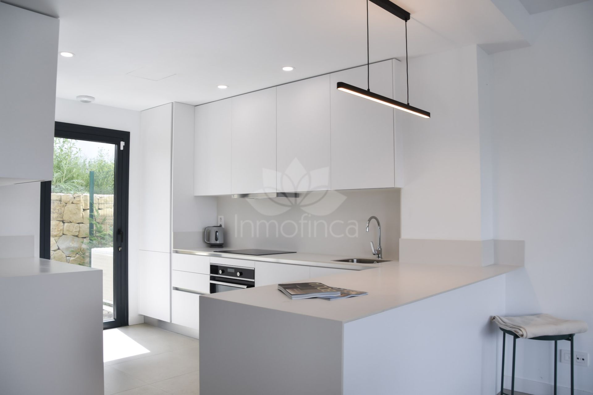 Semi Detached House in Atalaya, Estepona