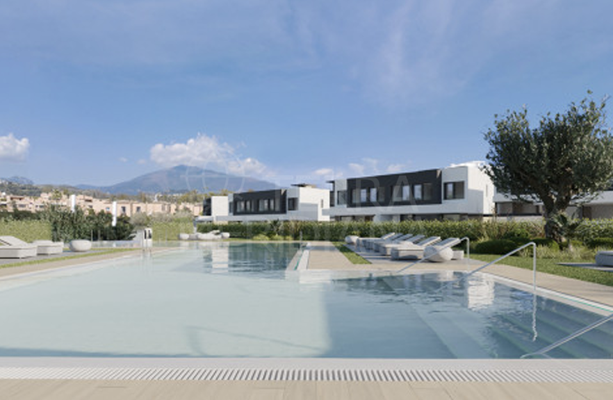 Semi Detached House in Atalaya, Estepona