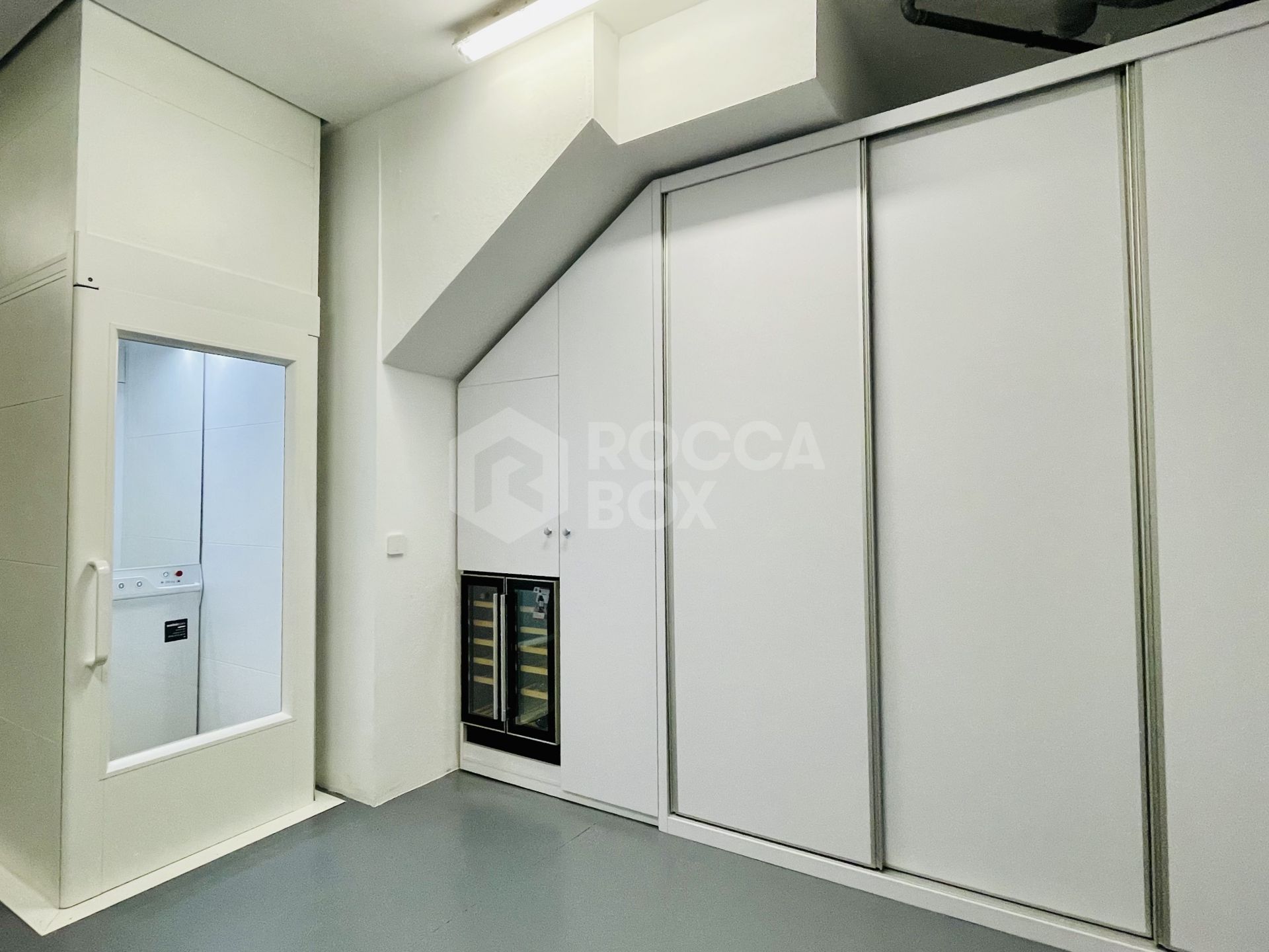 Rare opportunity: Luxurious townhouse with modern glass lift in La Cala Golf Resort