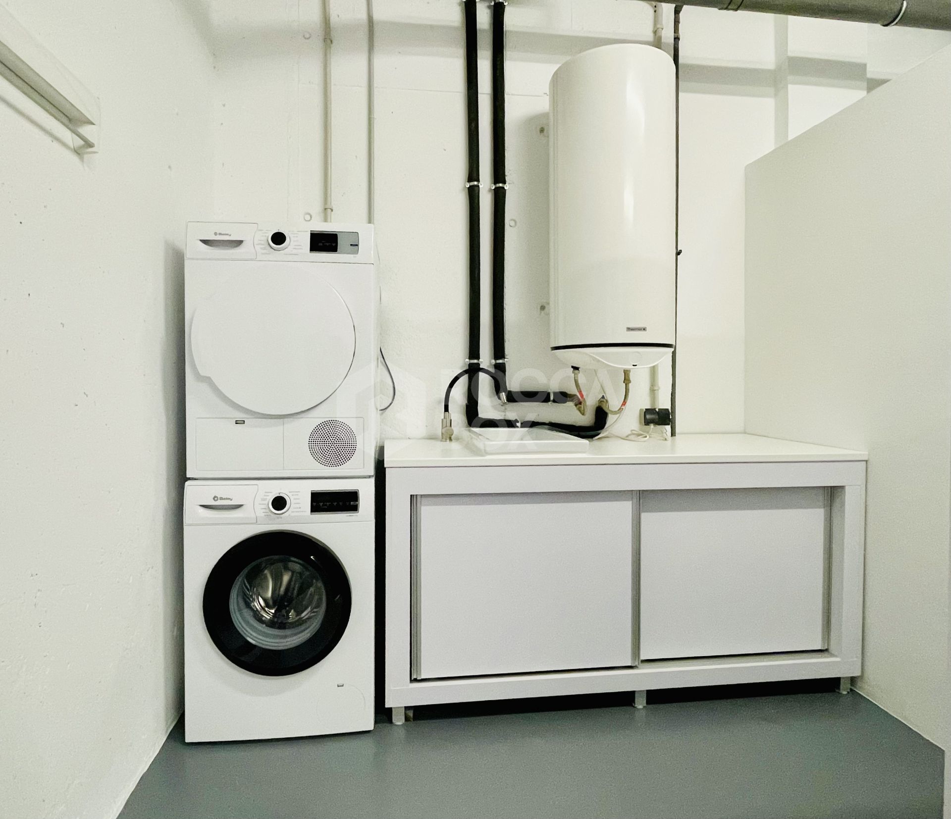 Rare opportunity: Luxurious townhouse with modern glass lift in La Cala Golf Resort