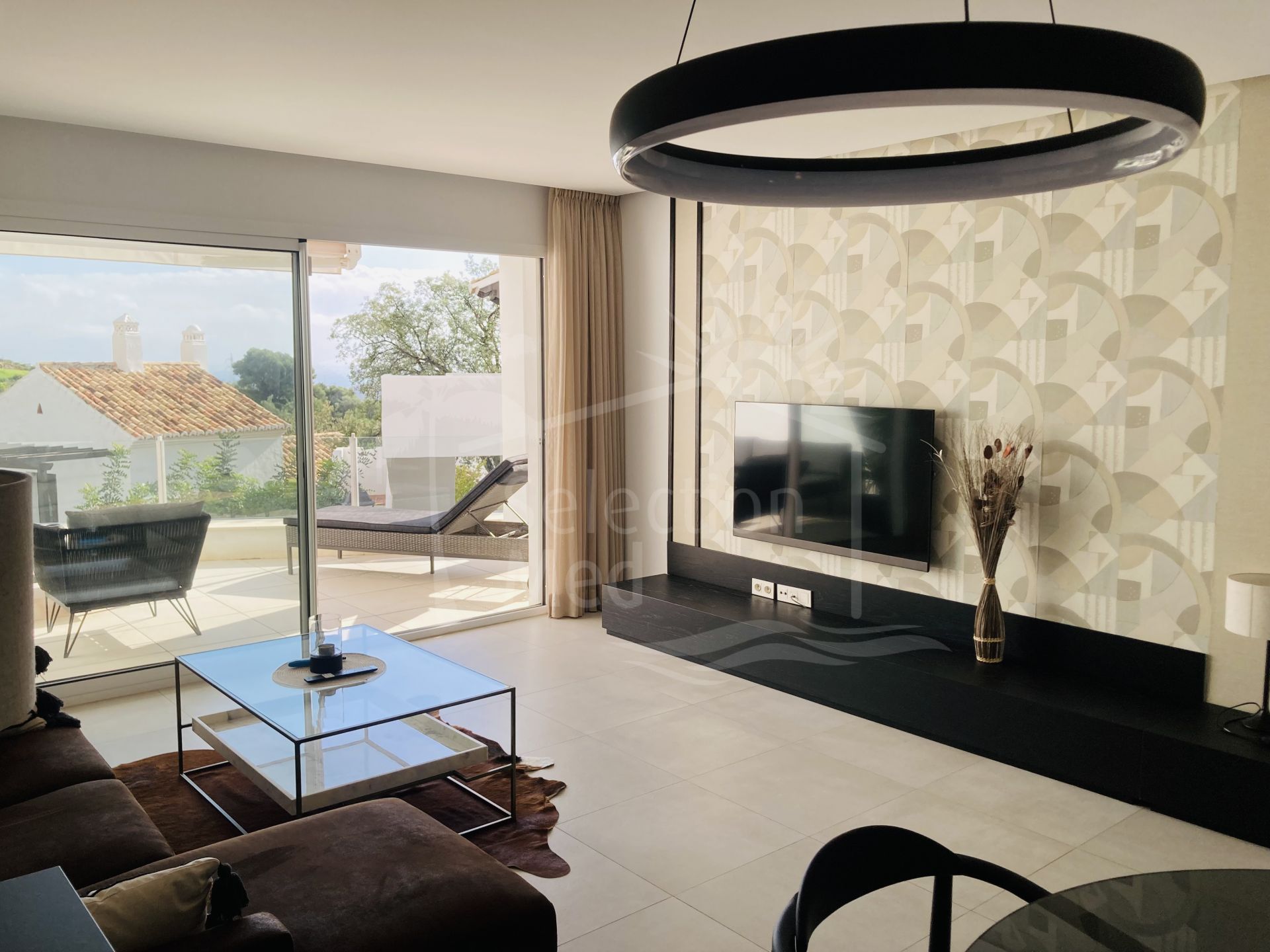 Rare opportunity ELEMENTS - Altos de Los Monteros / New construction from 2022, 1 room bijou 58m2 like first occupancy fully furnished with sea views and rental license