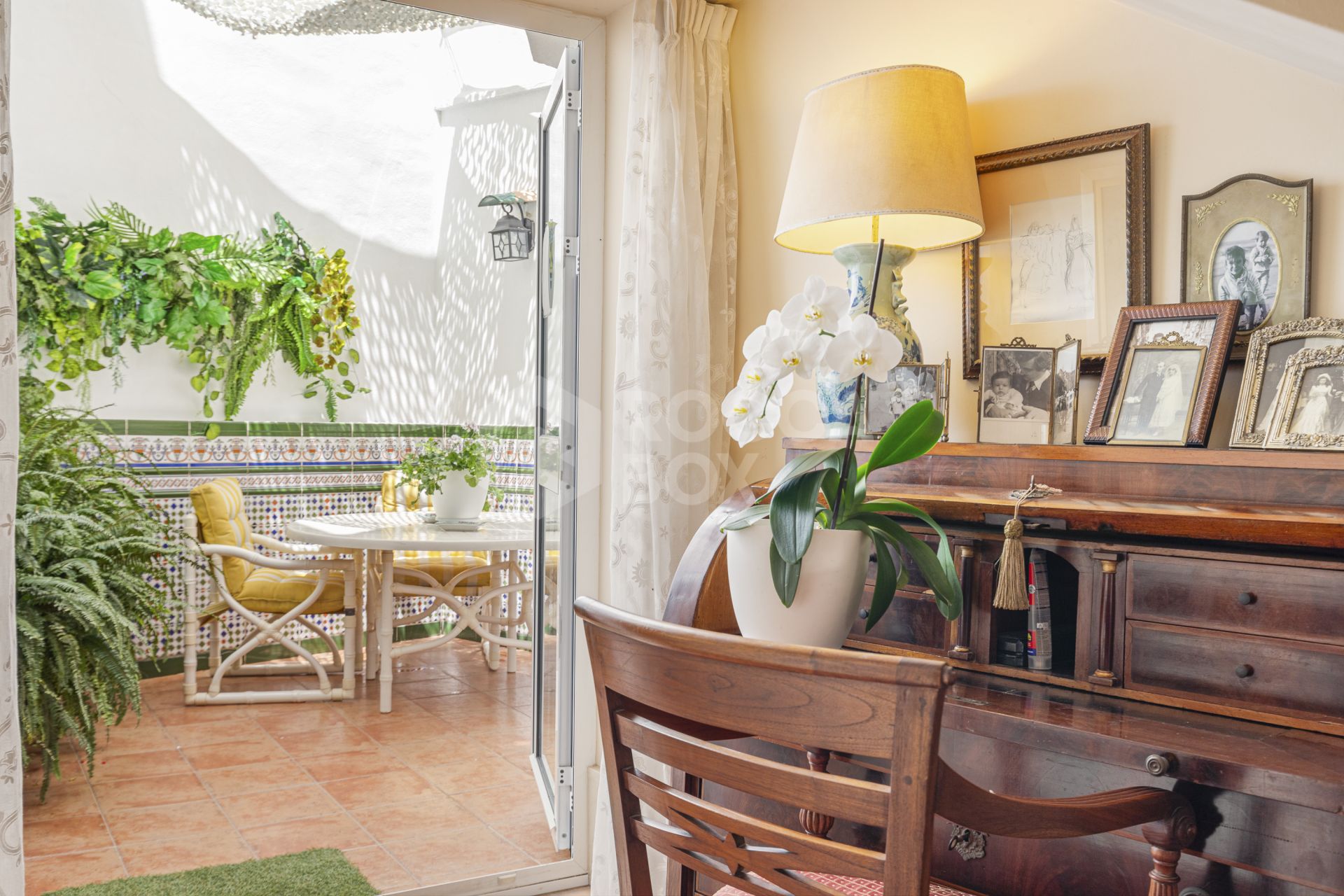 Charming house , located in Marbella's Old Town.