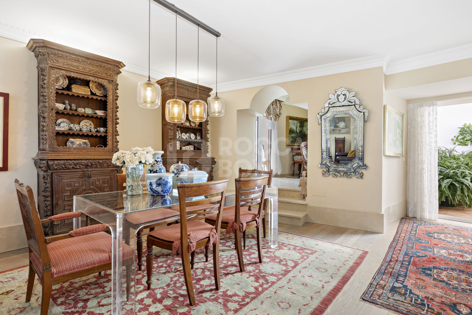 Charming house , located in Marbella's Old Town.