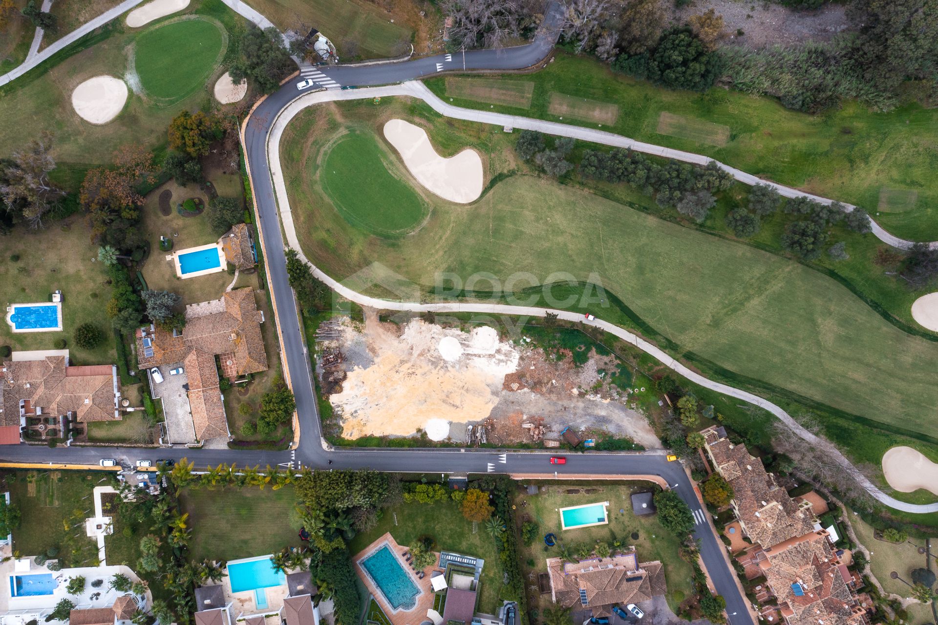 3011m2 plot for sale in frontline Guadalmina Baja golf course