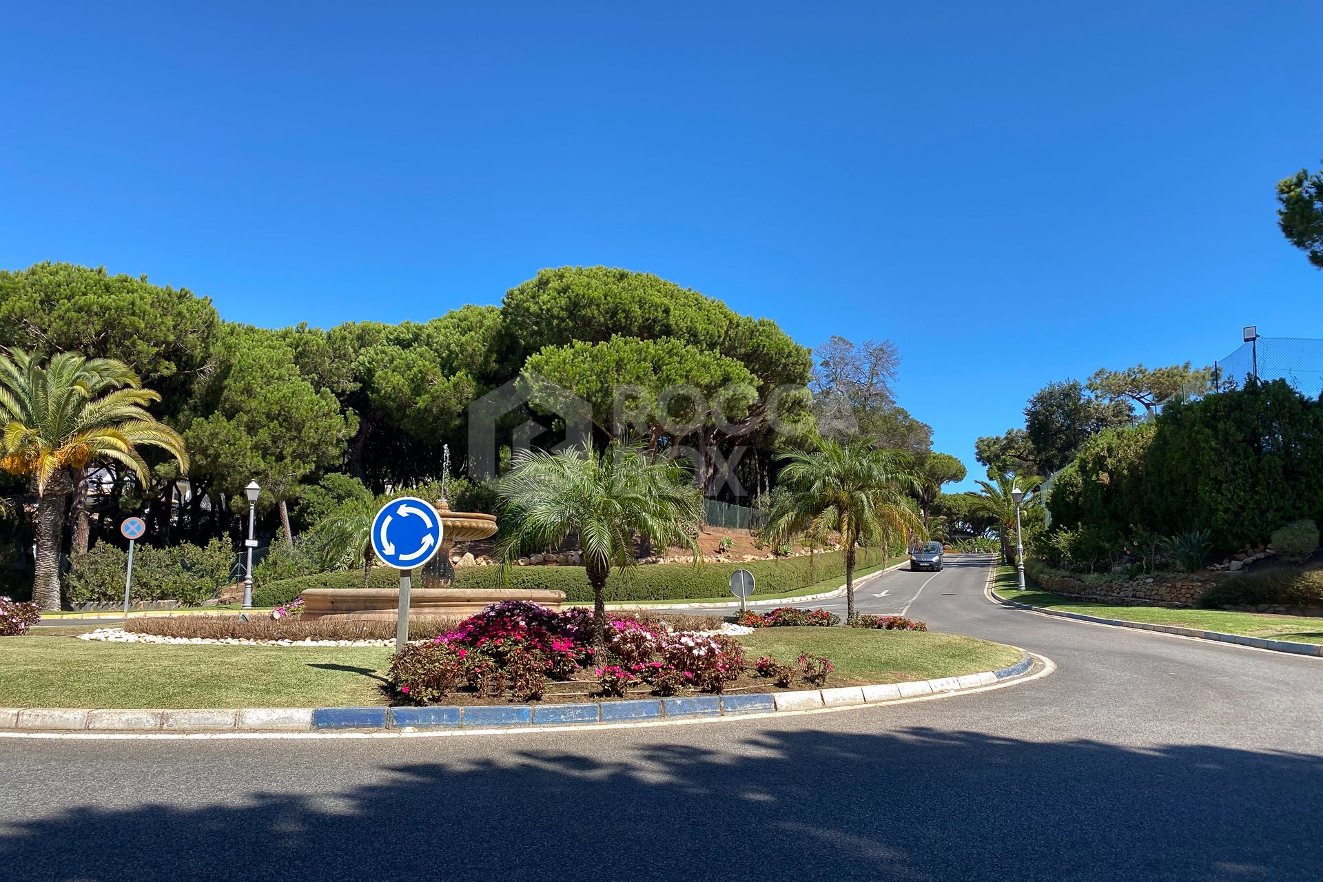 Hacienda Las Chapas: 1.700 m2 plot with sea views
