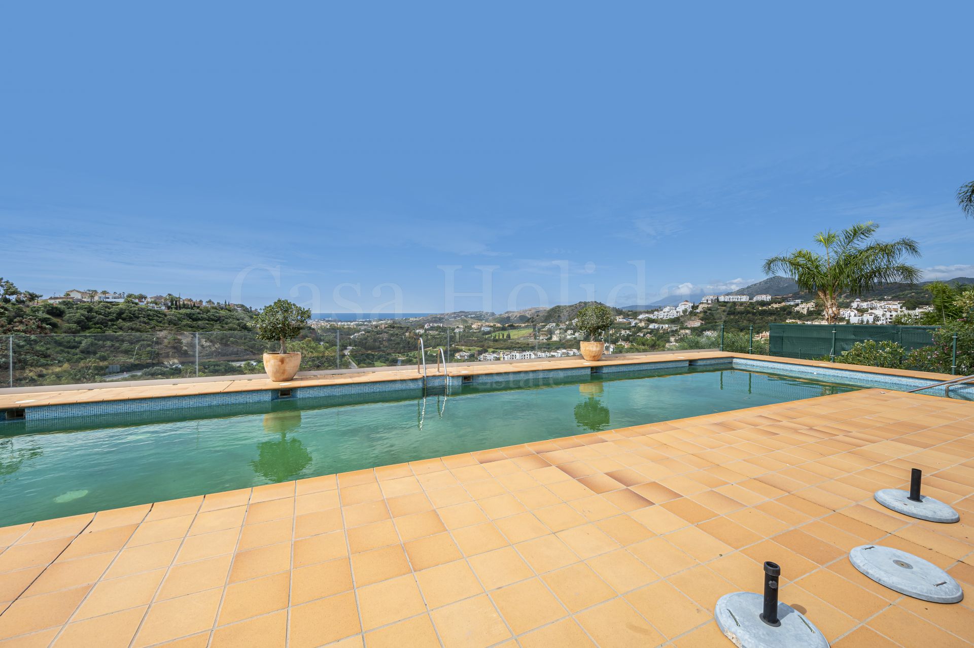 Apartamento en Las Colinas de Marbella, Benahavis