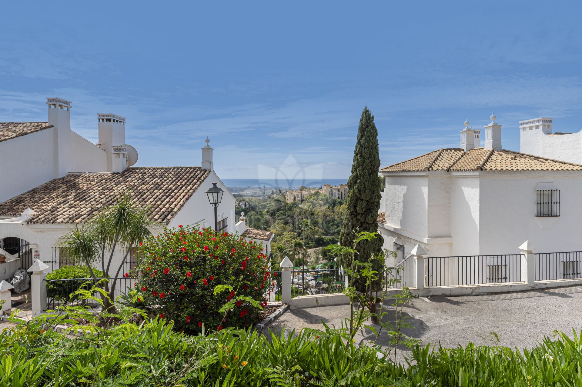 Apartamento en Las Colinas de Marbella, Benahavis