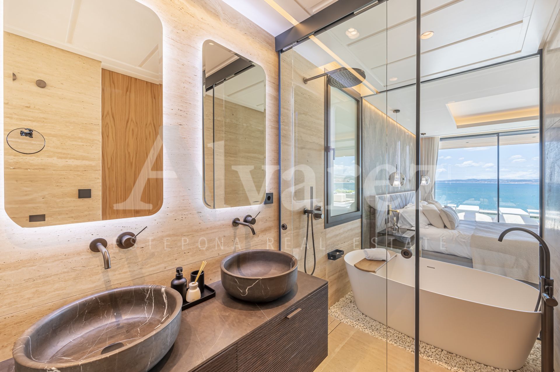 Promoción en Playa del Cristo, Estepona