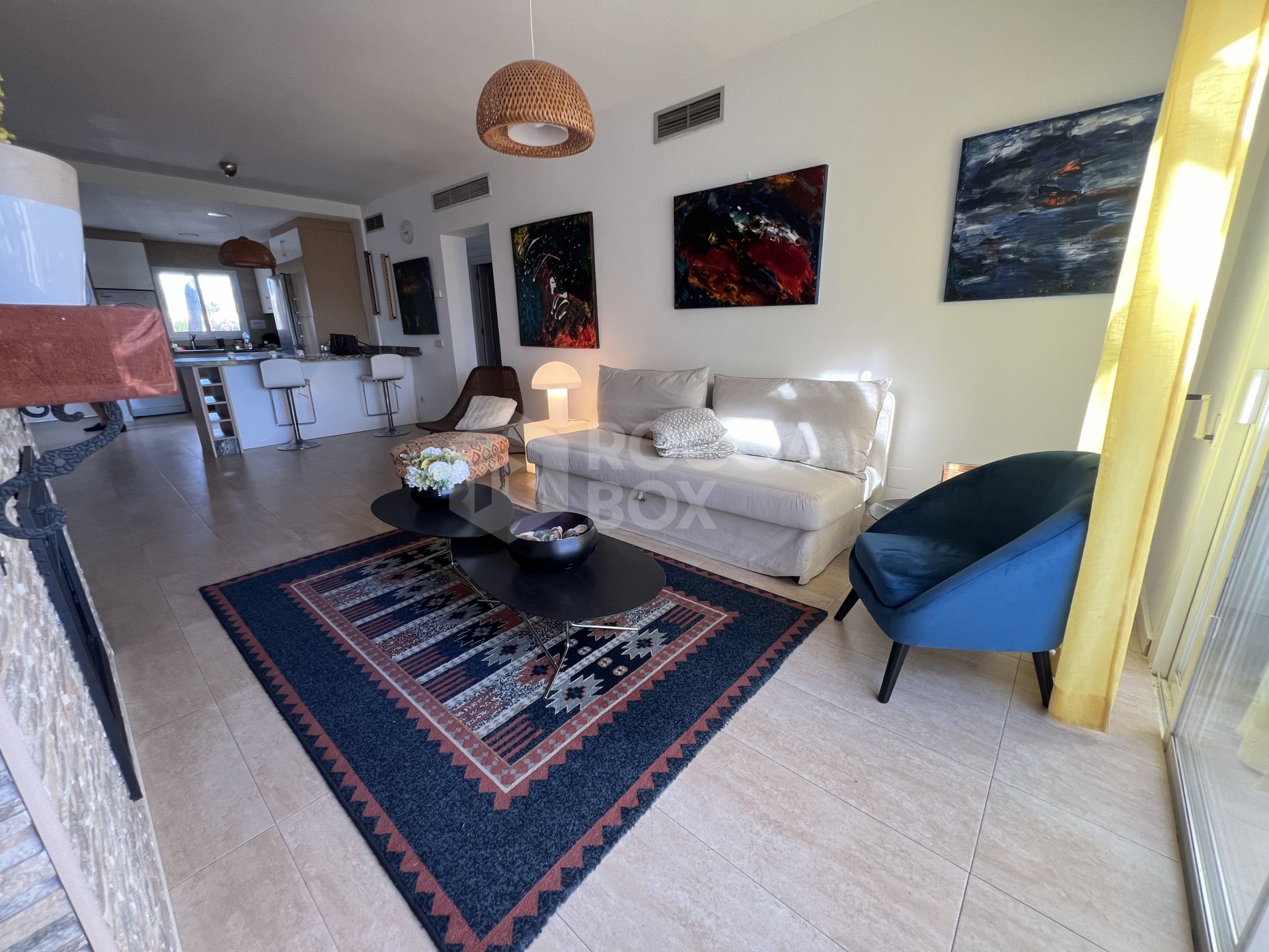 Beachside Apartment in Estepona East