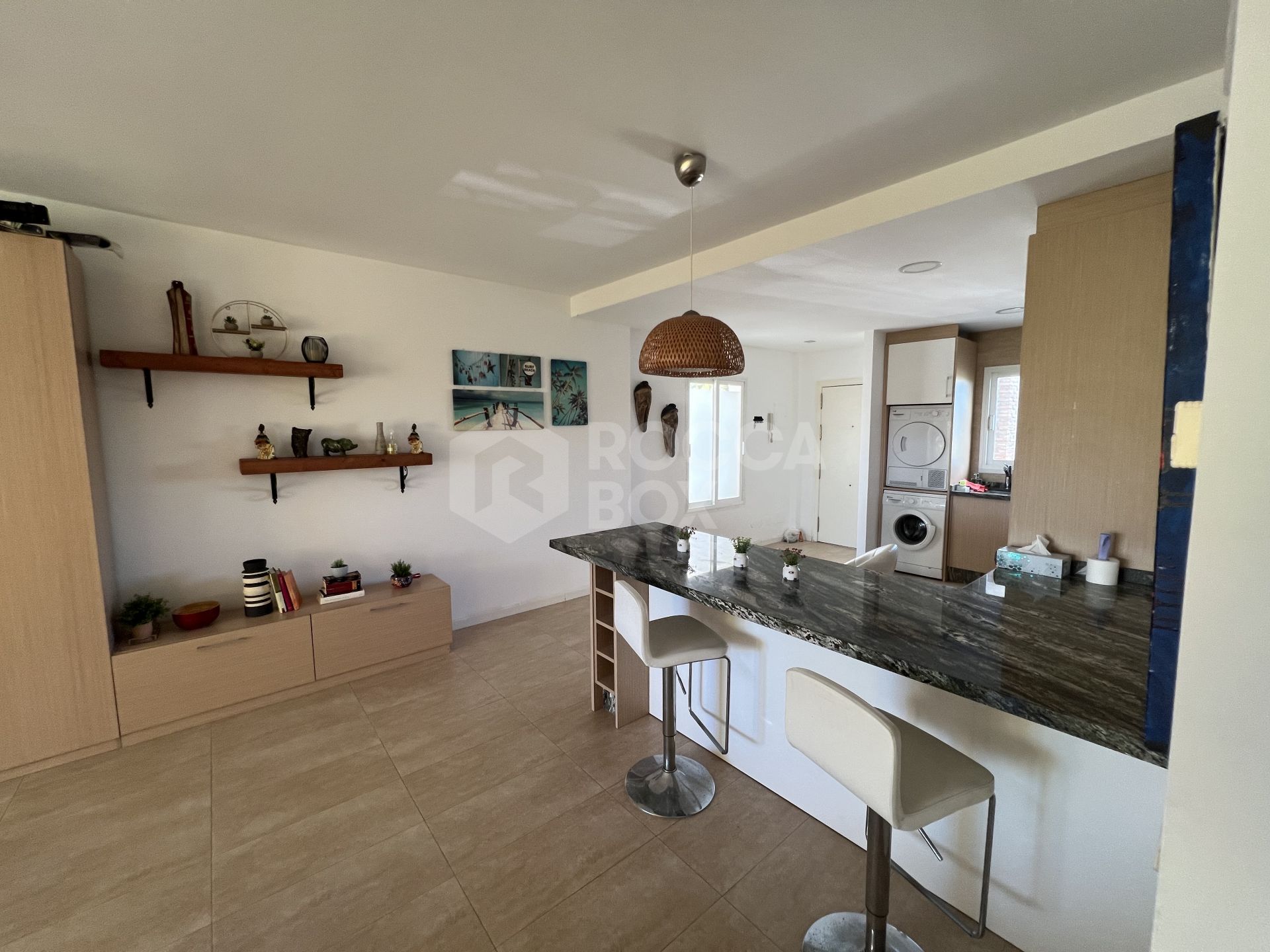 Beachside Apartment in Estepona East