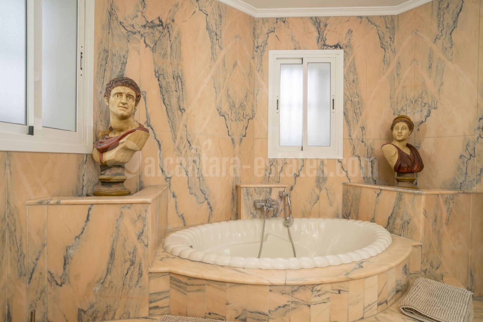 Semi Detached House in San Pedro de Alcantara
