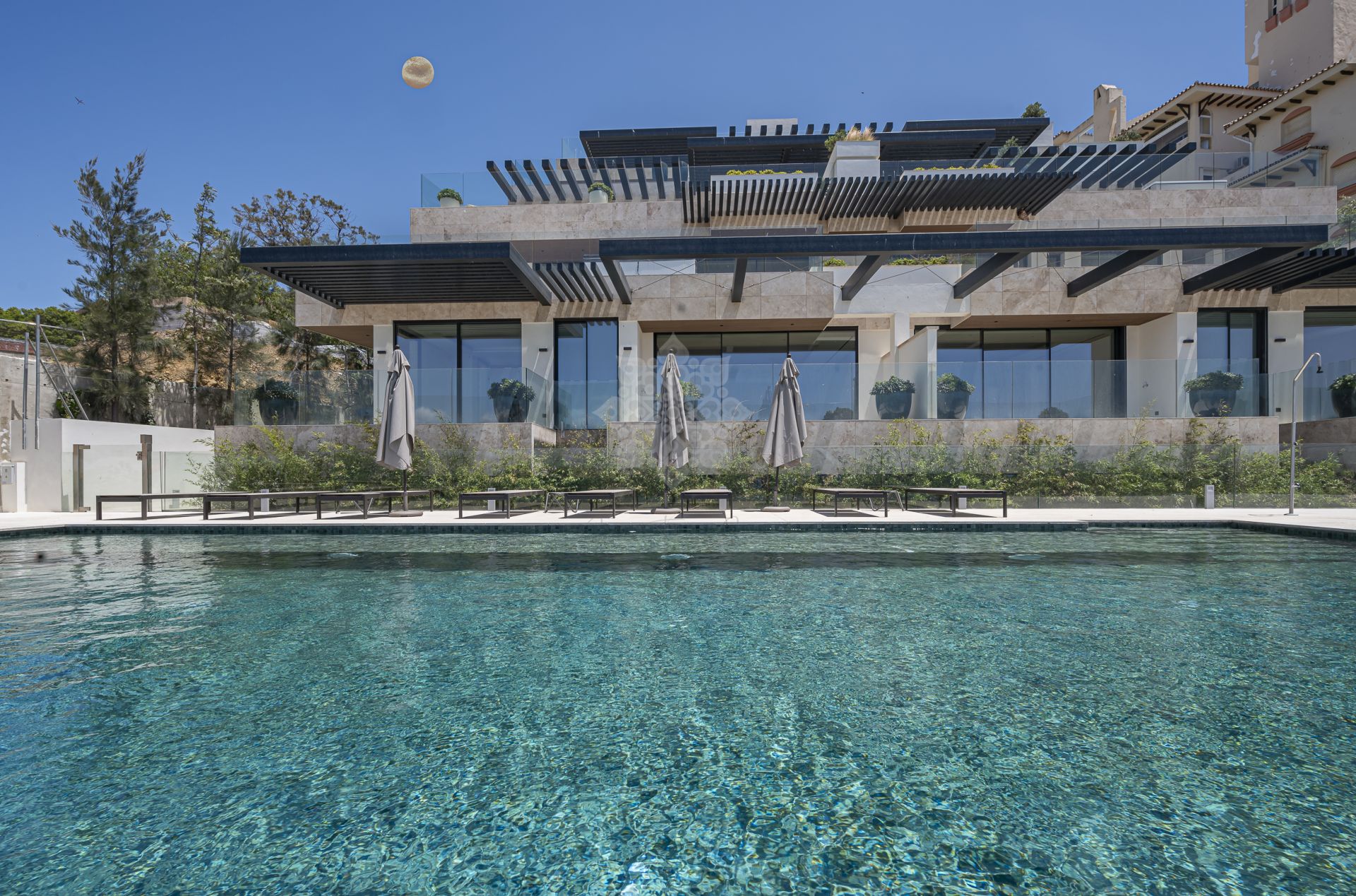 Apartment in Playa del Cristo, Estepona