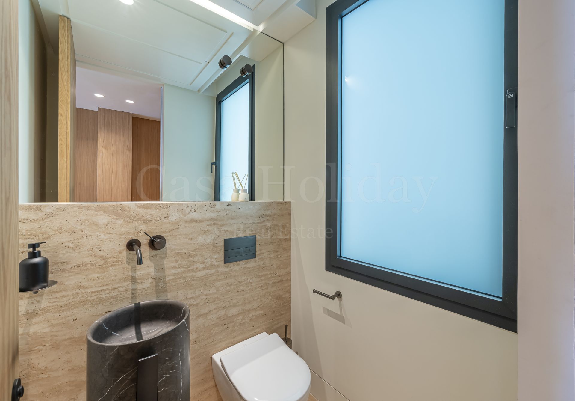Apartamento en Playa del Cristo, Estepona