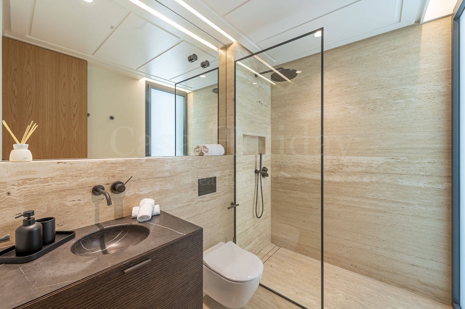 Apartamento en Playa del Cristo, Estepona