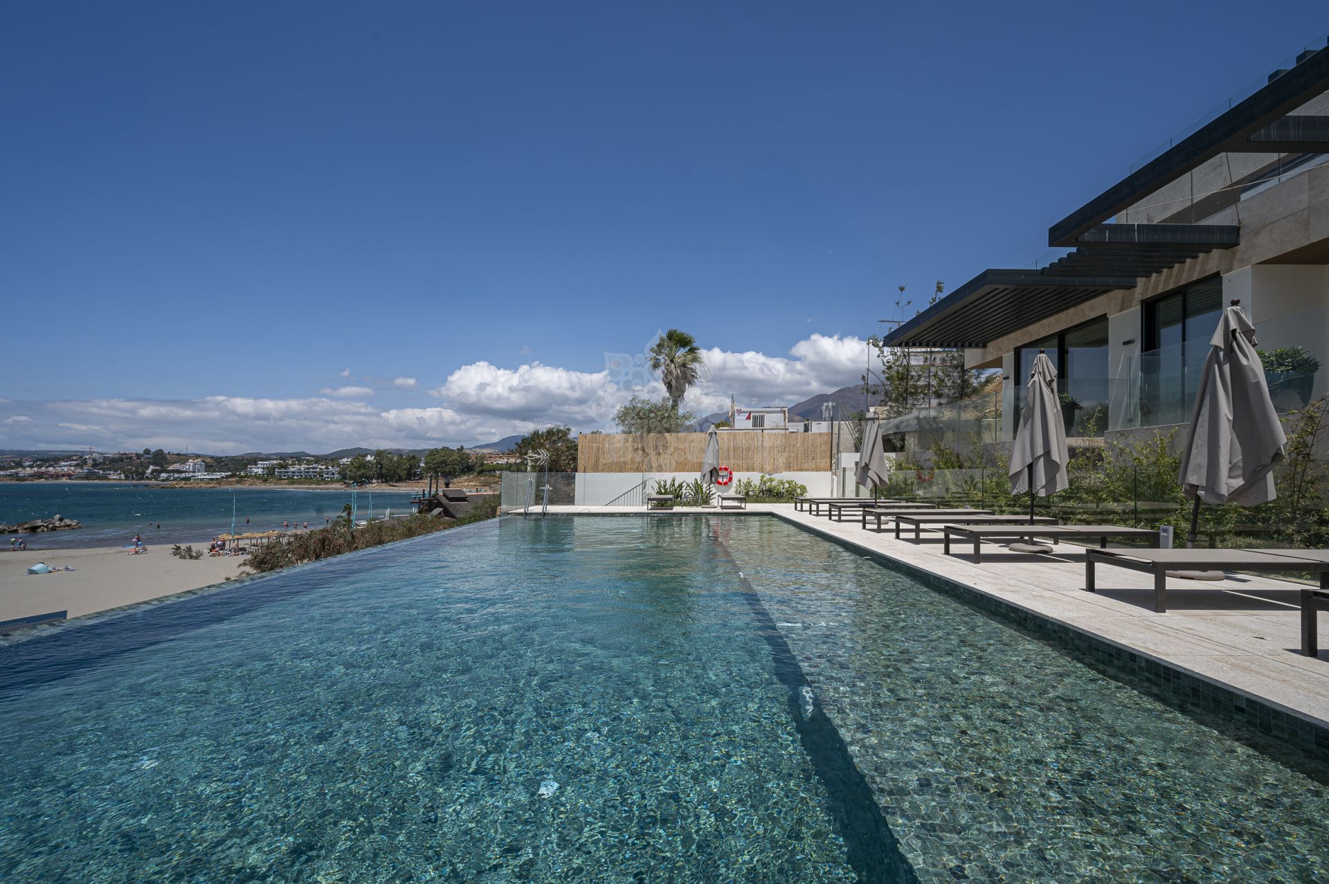 Apartment in Playa del Cristo, Estepona