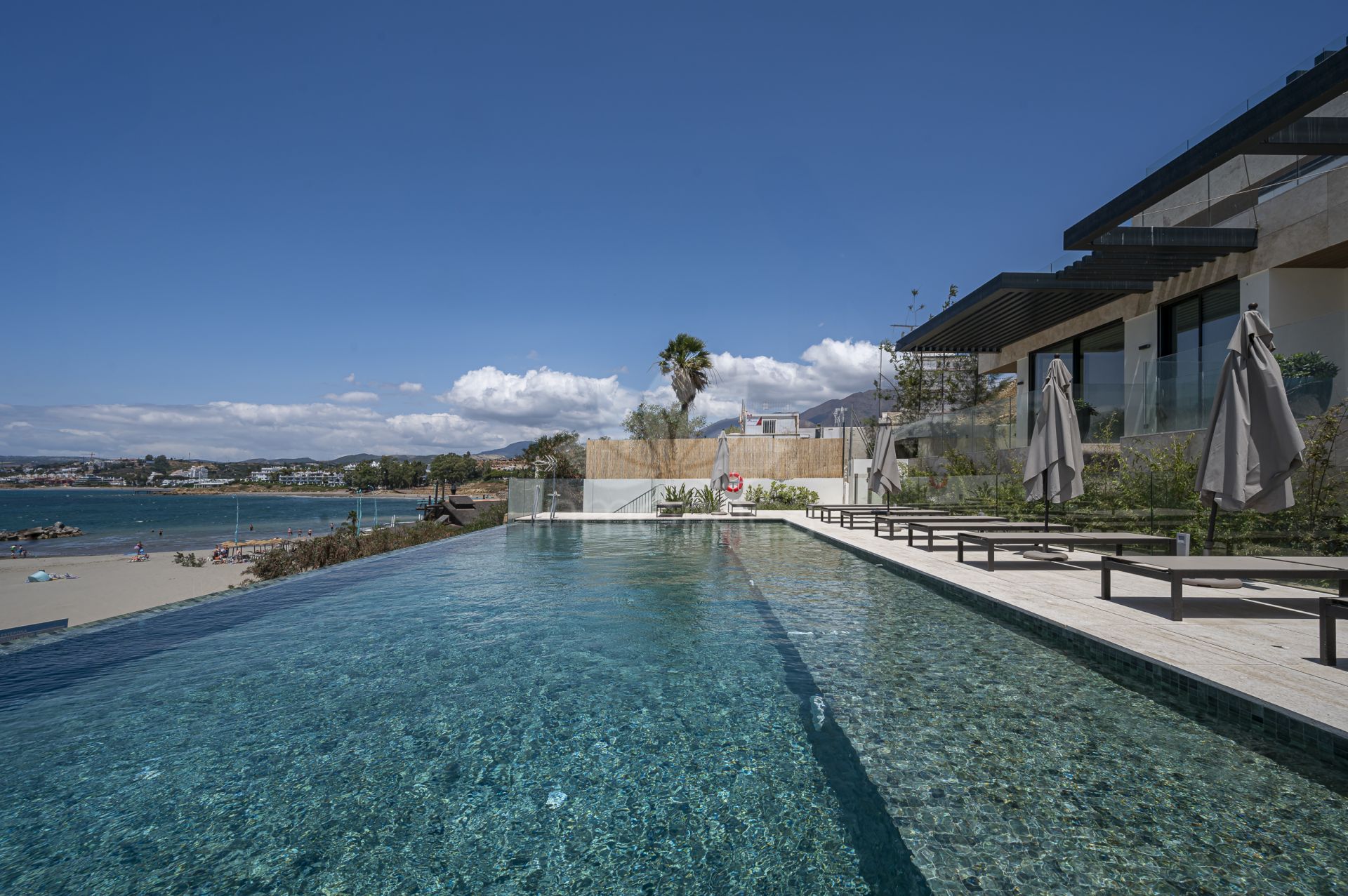Apartment in Playa del Cristo, Estepona