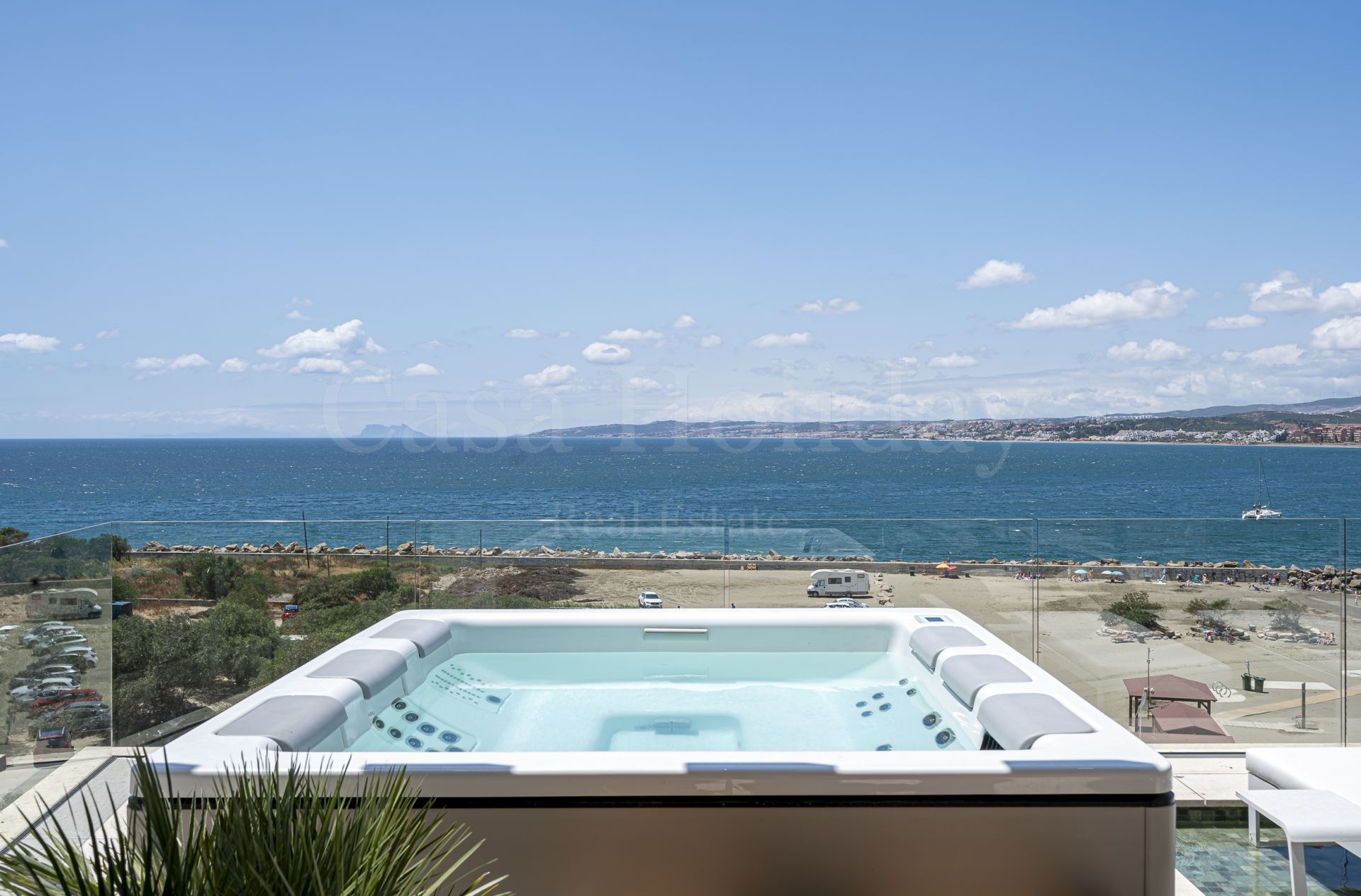Apartamento en Playa del Cristo, Estepona