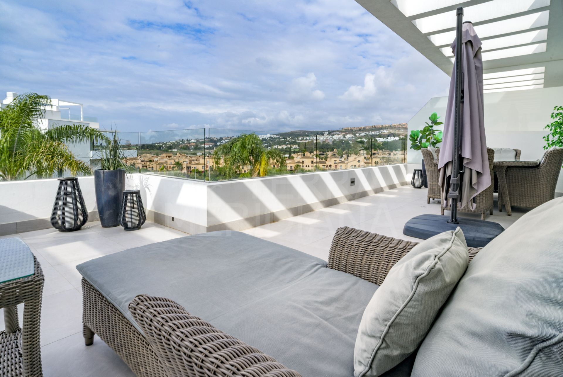 Penthouse in Cataleya, Estepona