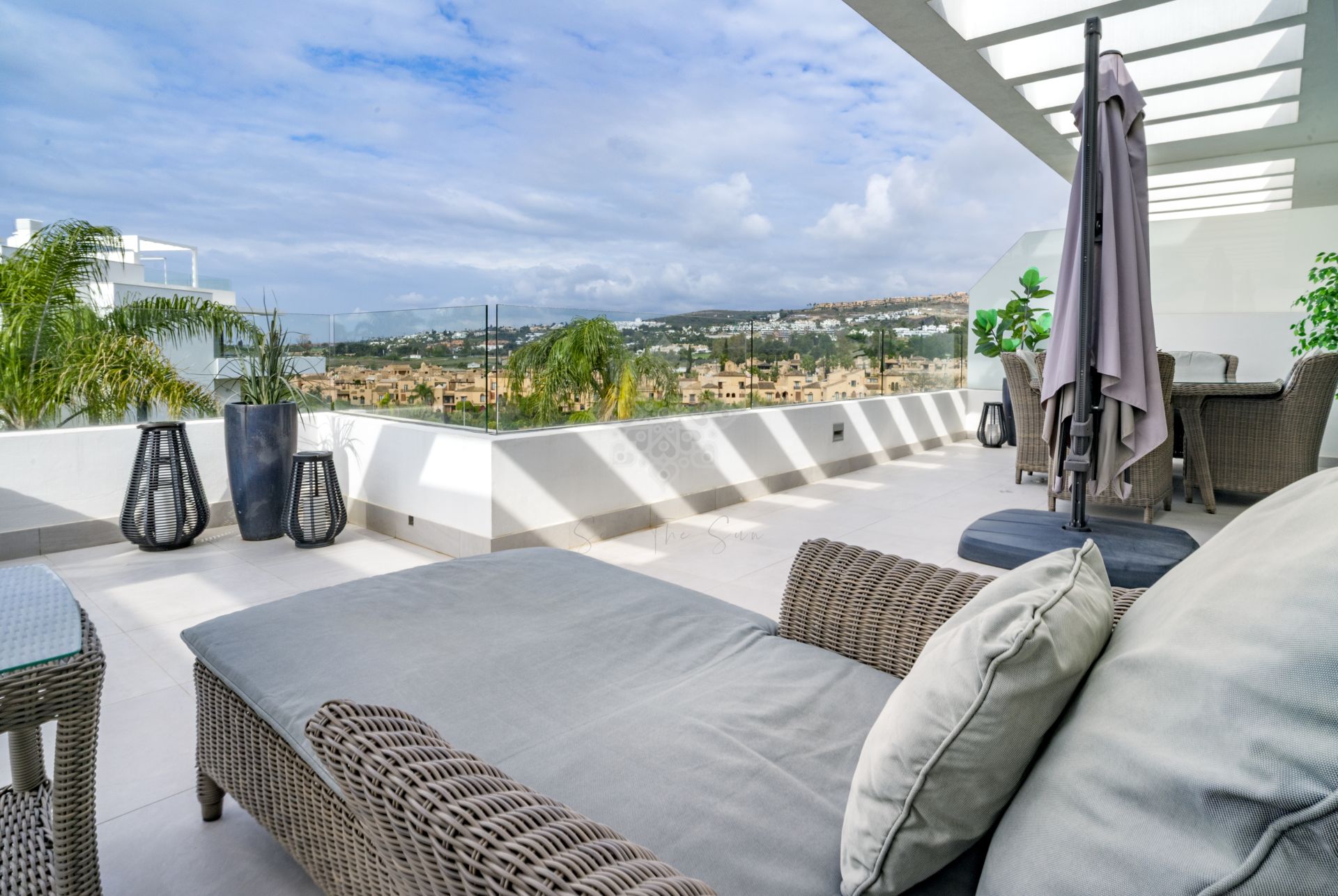 Penthouse in Cataleya, Estepona
