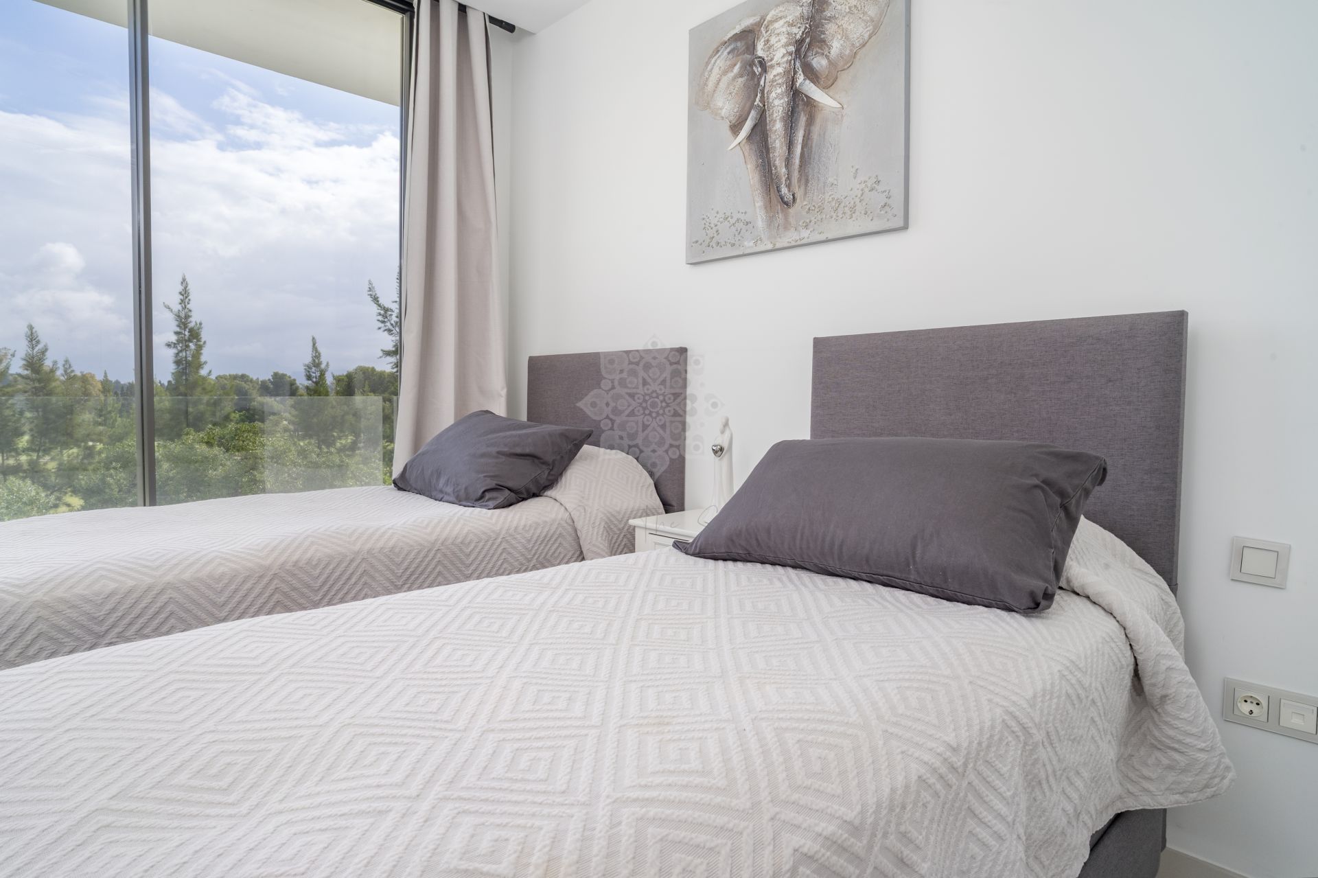 Penthouse in Cataleya, Estepona