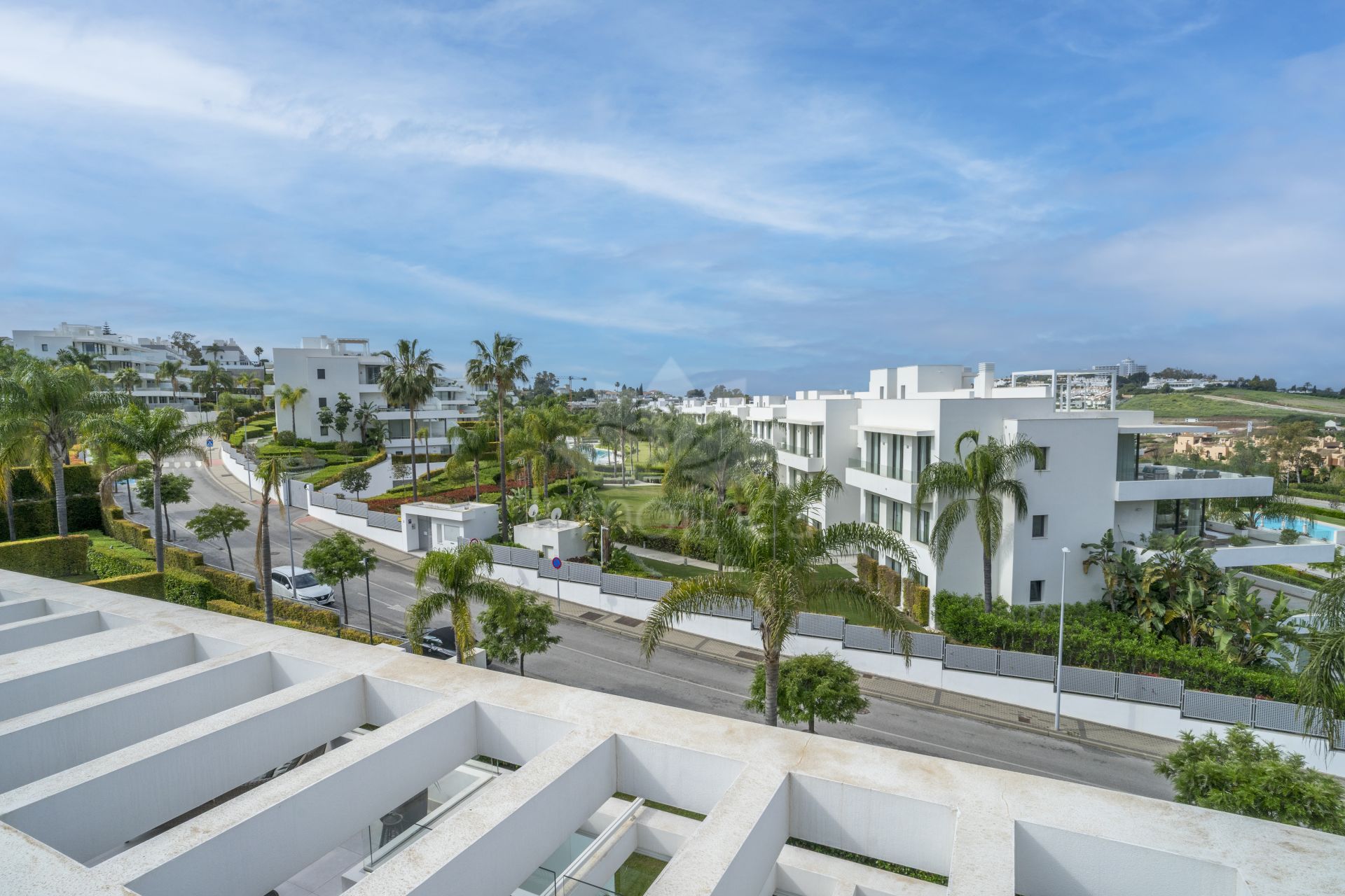 Penthouse in Cataleya, Estepona