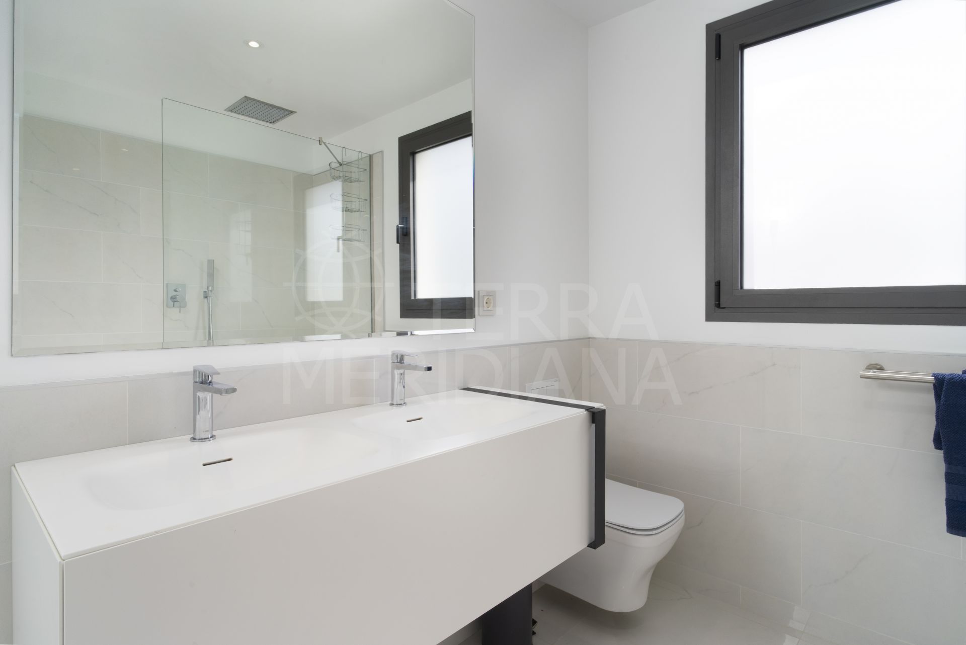 Penthouse in Cataleya, Estepona