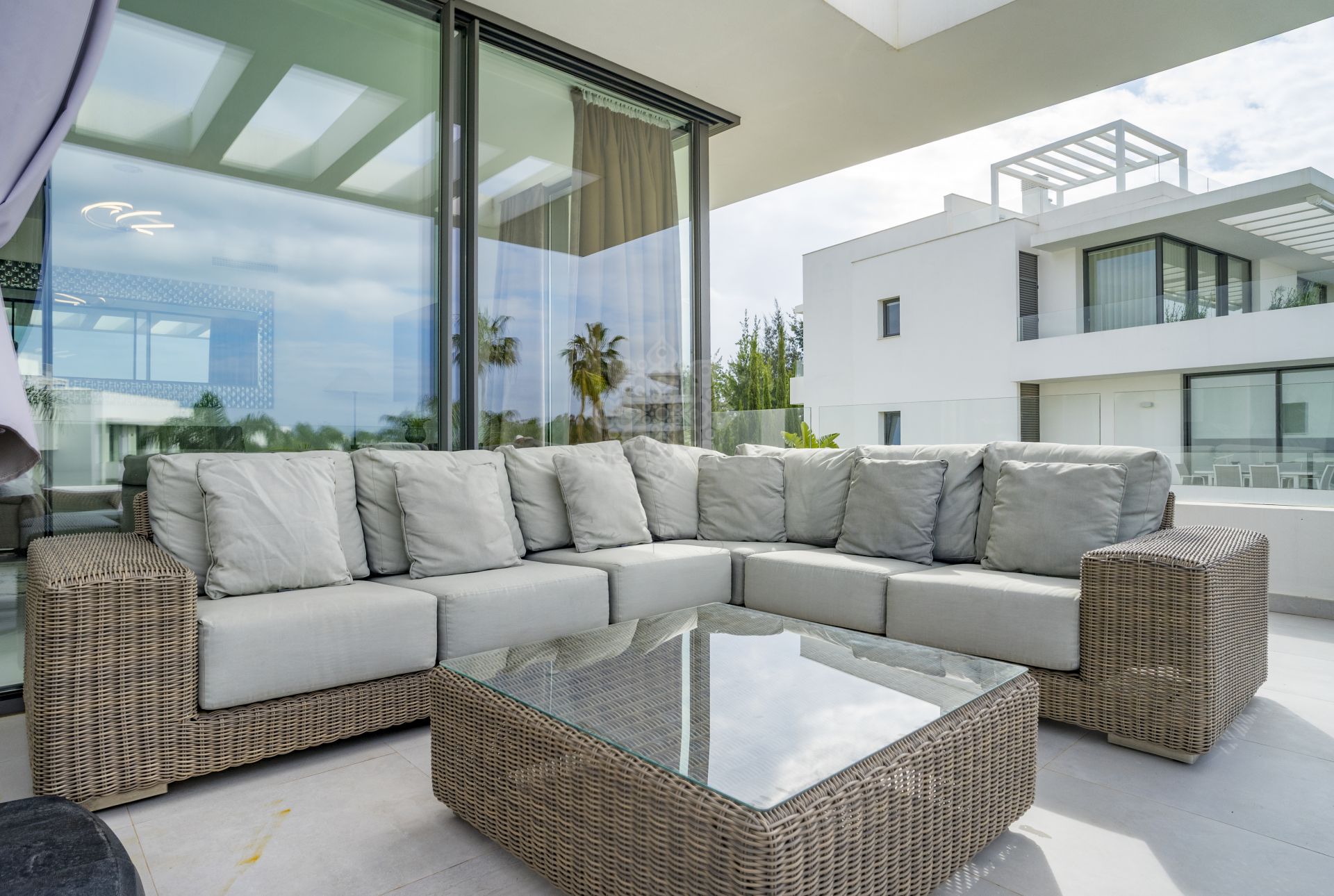 Penthouse in Cataleya, Estepona