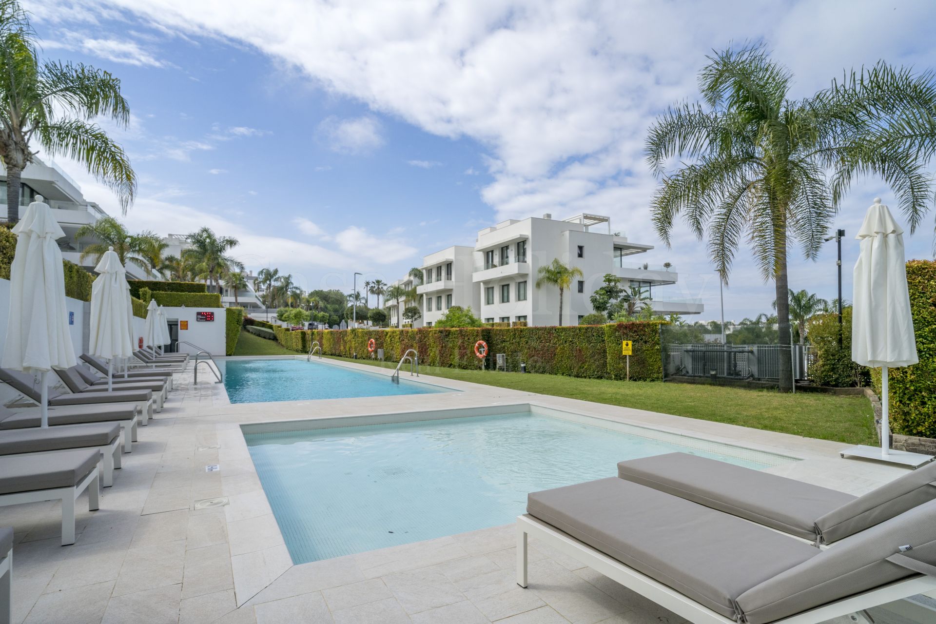 Penthouse in Cataleya, Estepona