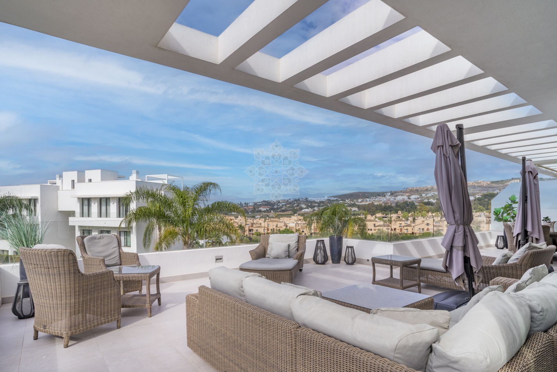 Penthouse in Cataleya, Estepona