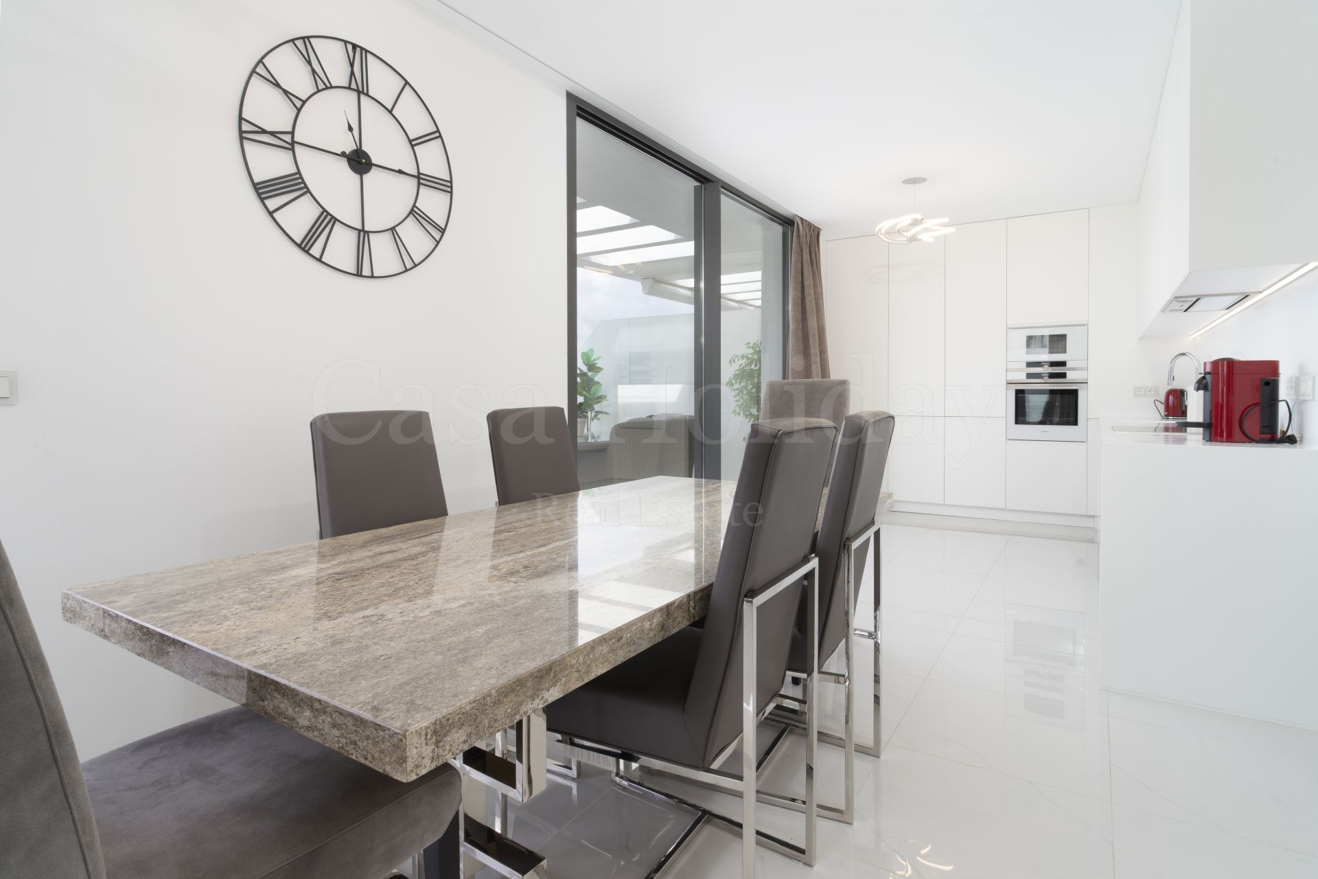 Penthouse in Cataleya, Estepona