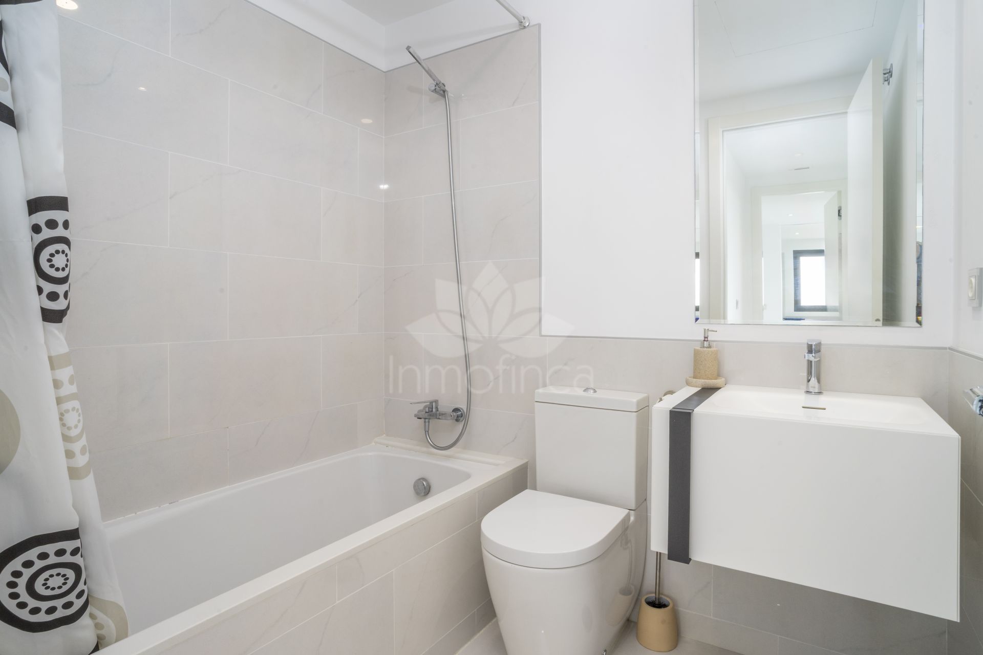Penthouse in Cataleya, Estepona