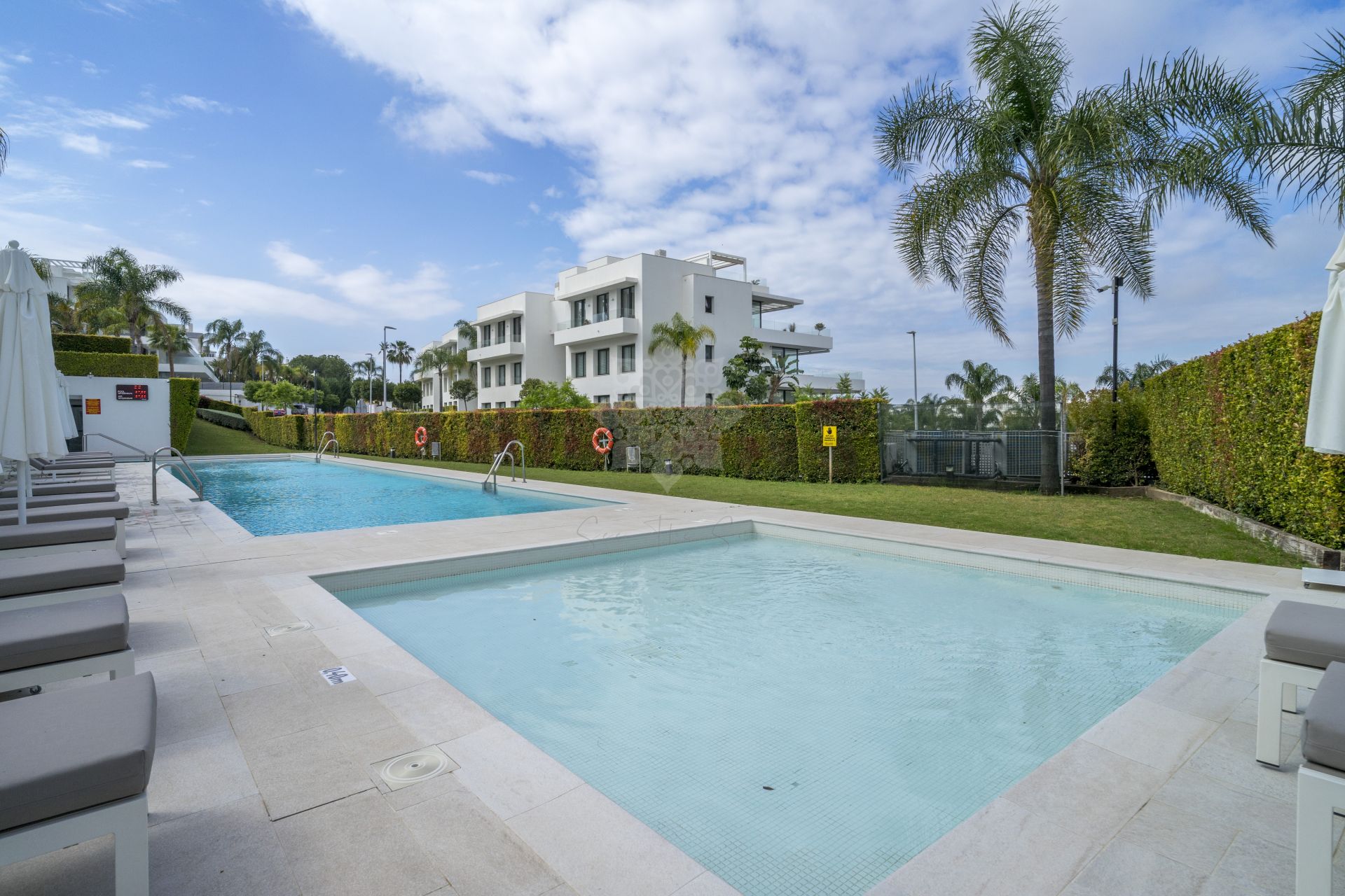 Penthouse in Cataleya, Estepona