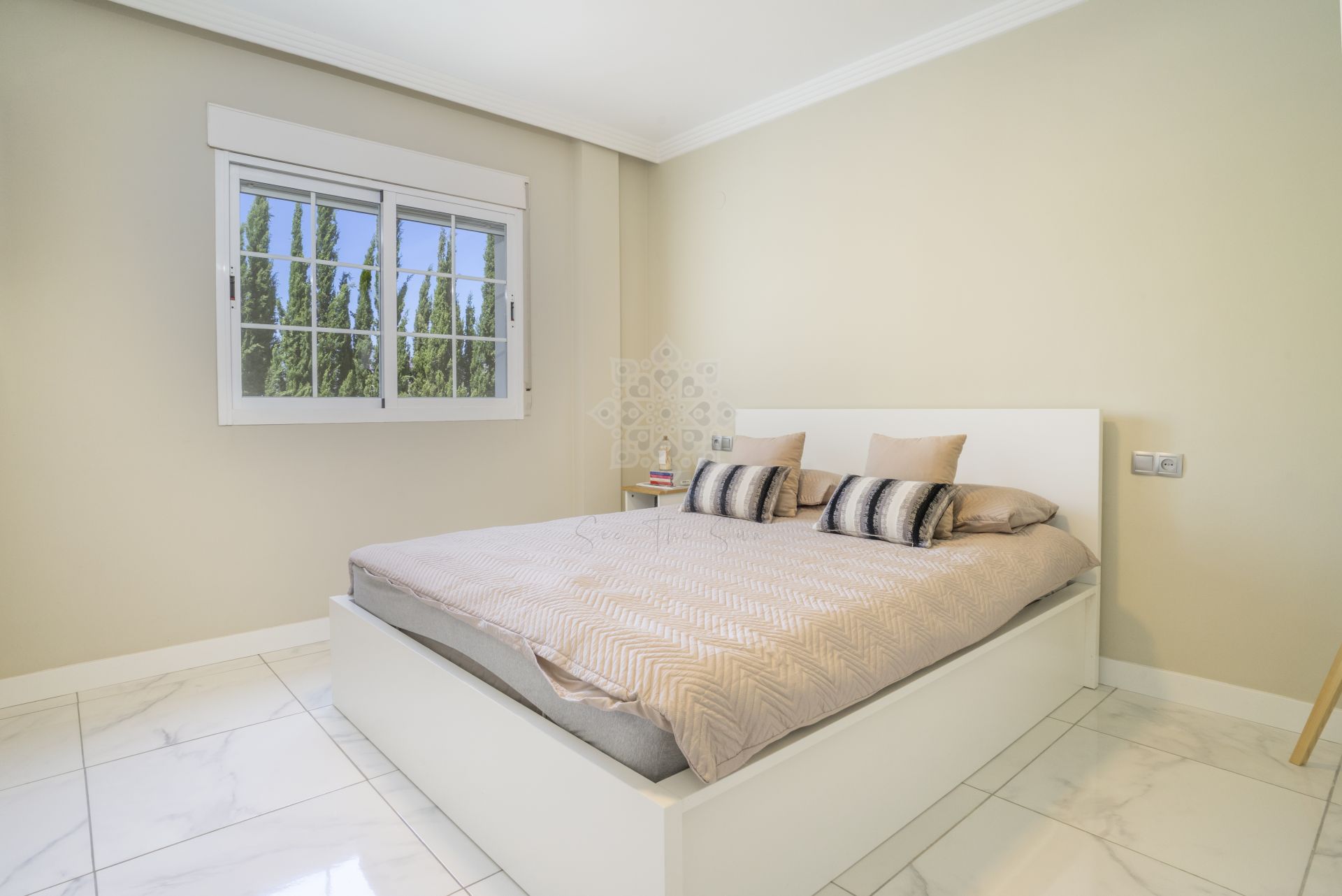 Apartament na parterze w Nueva Andalucia, Marbella