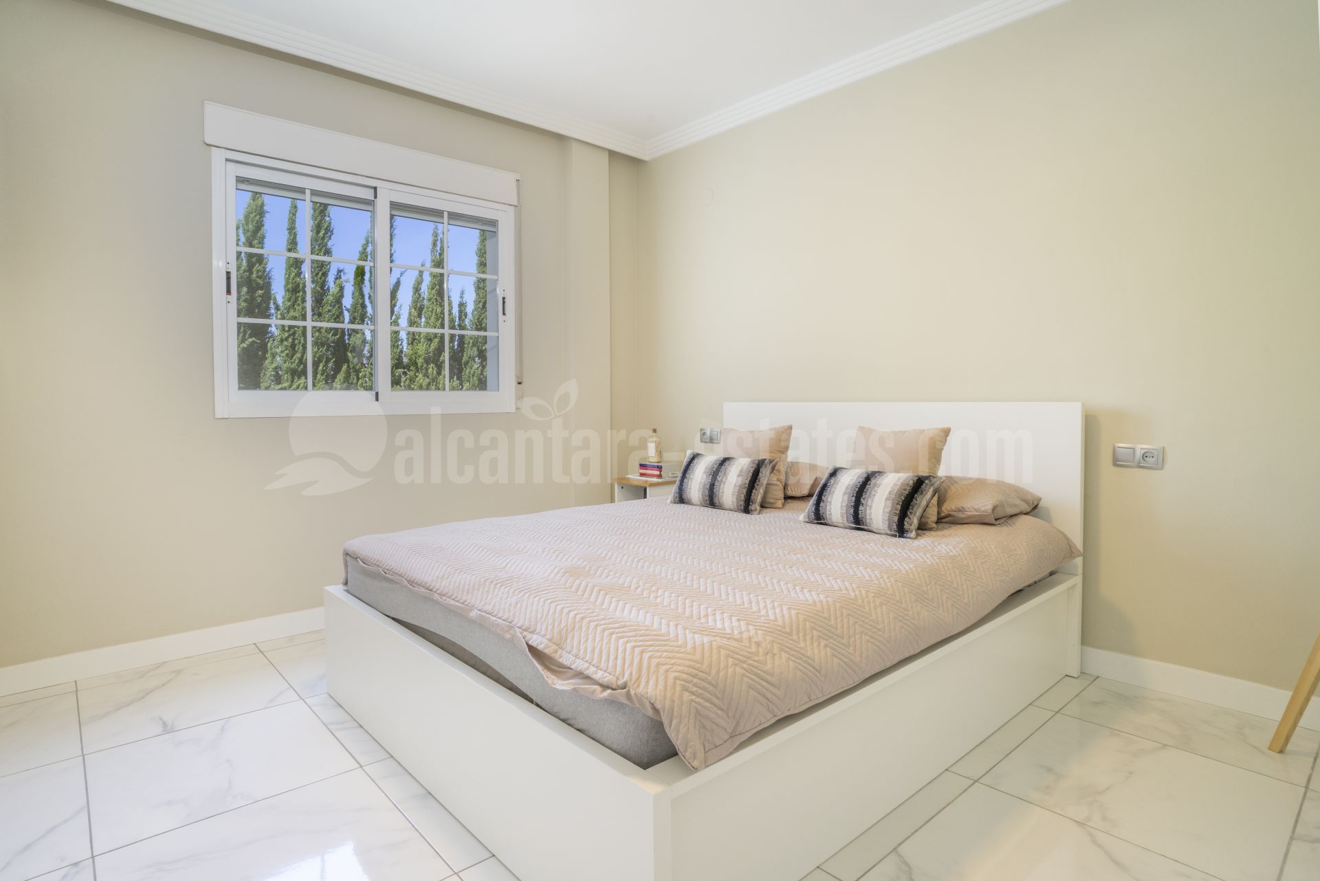 Ground Floor Apartment in Nueva Andalucia, Marbella